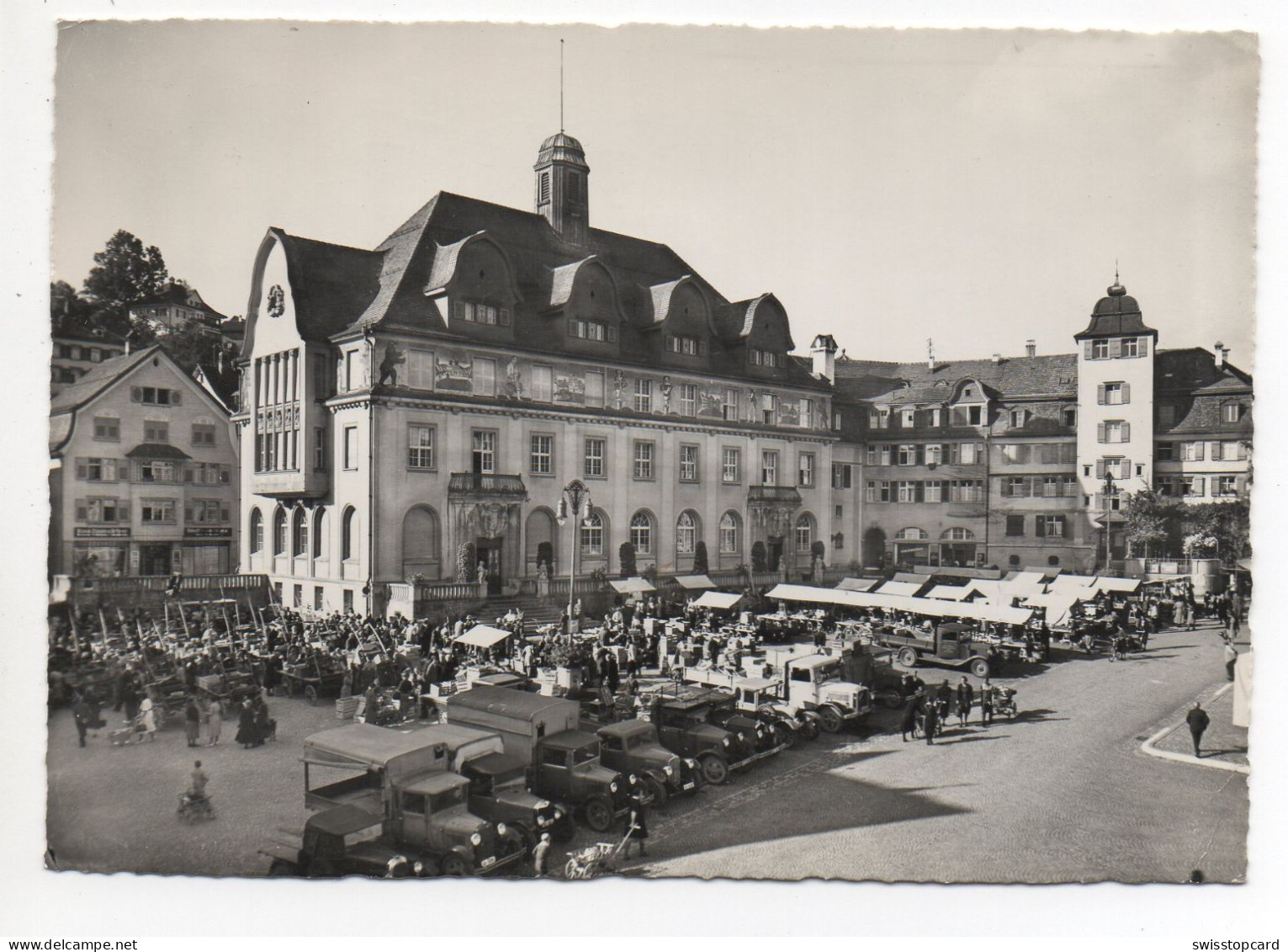 HERISAU Regierungsgebäude Und Marktplatz Markt Lastwagen - Herisau