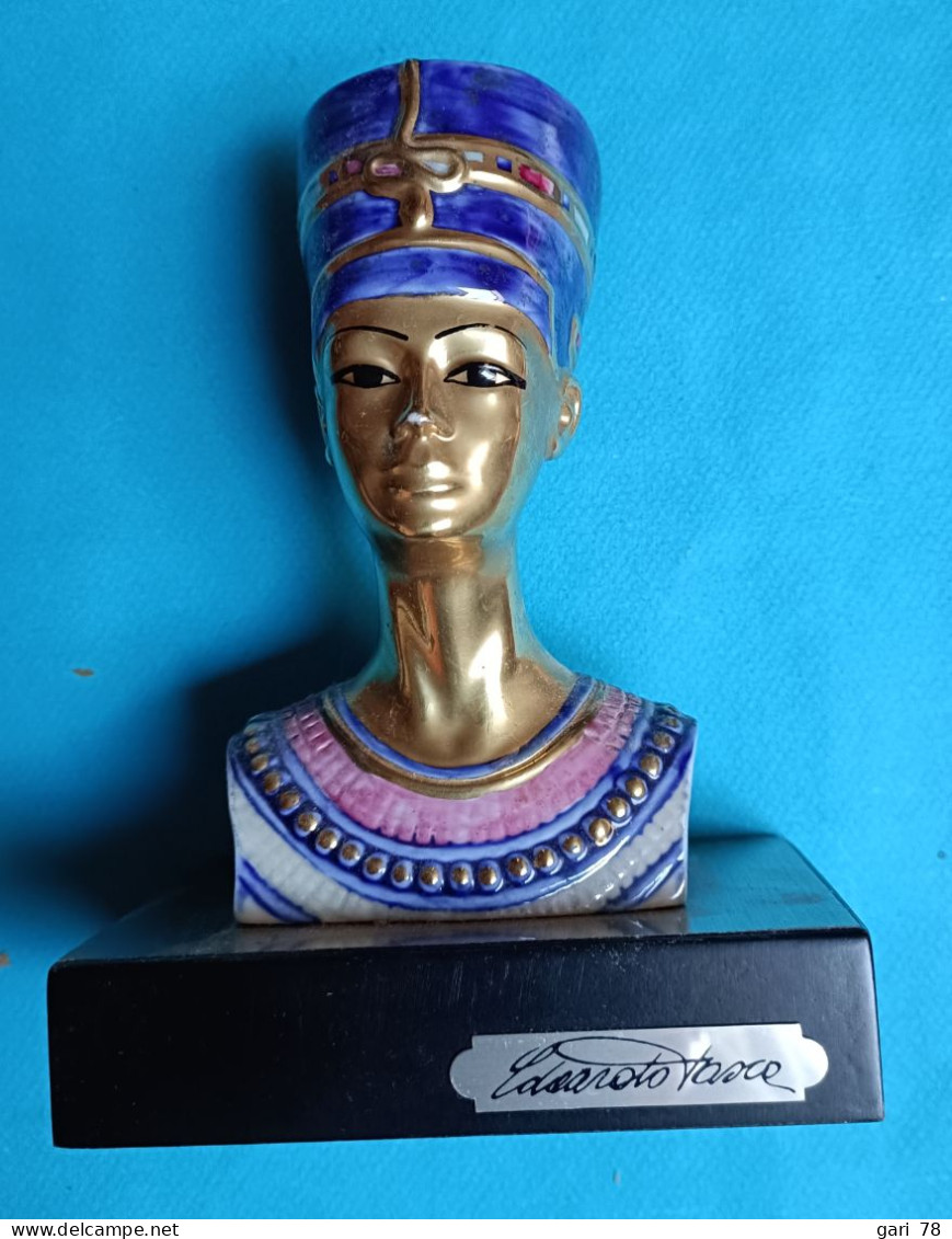 Statue / Buste De NEFERTITI - Other & Unclassified