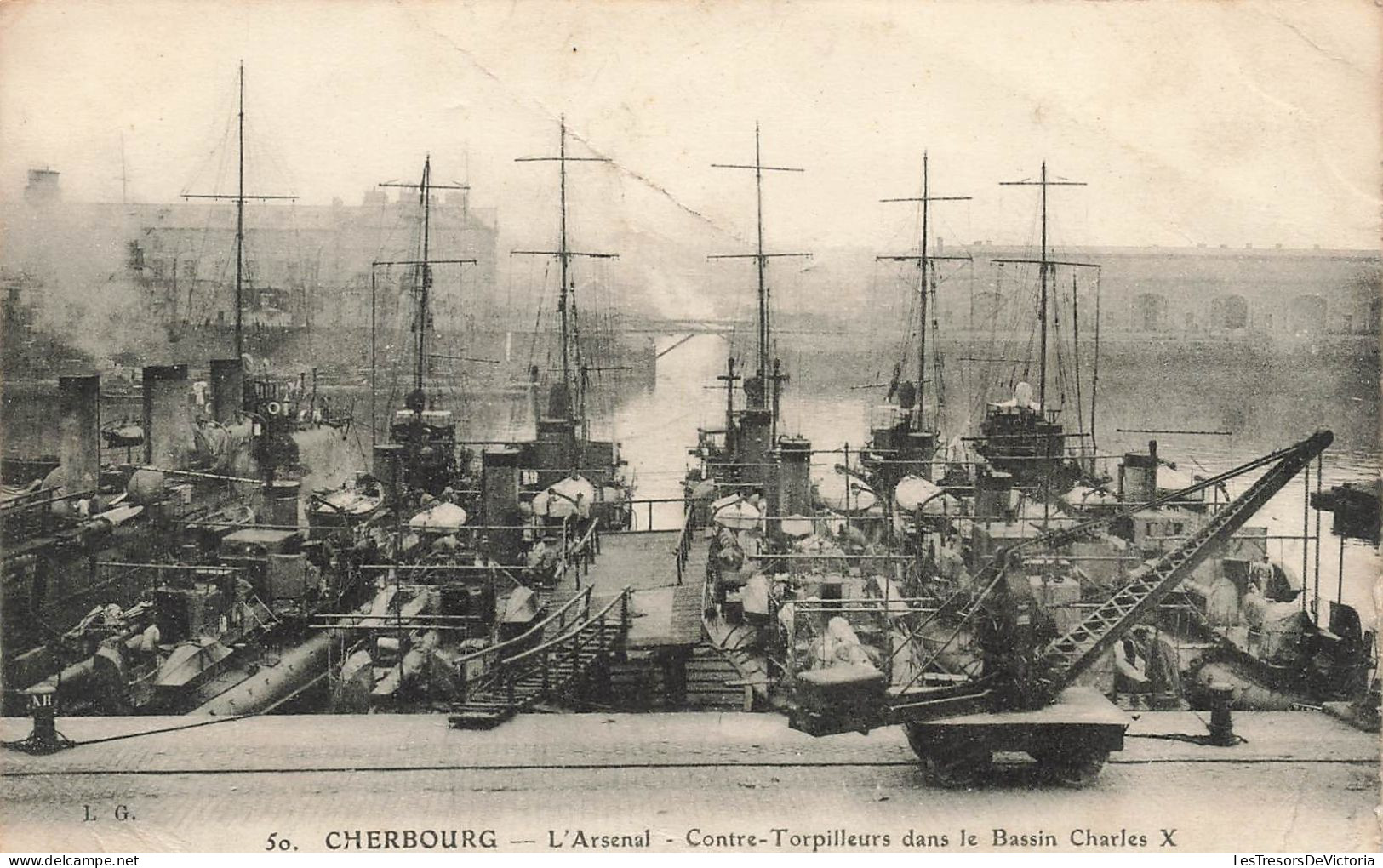 FRANCE - Cherbourg - L'Arsenal - Contre Torpilleurs Dans Le Bassin Charles X - Carte Postale Ancienne - Cherbourg