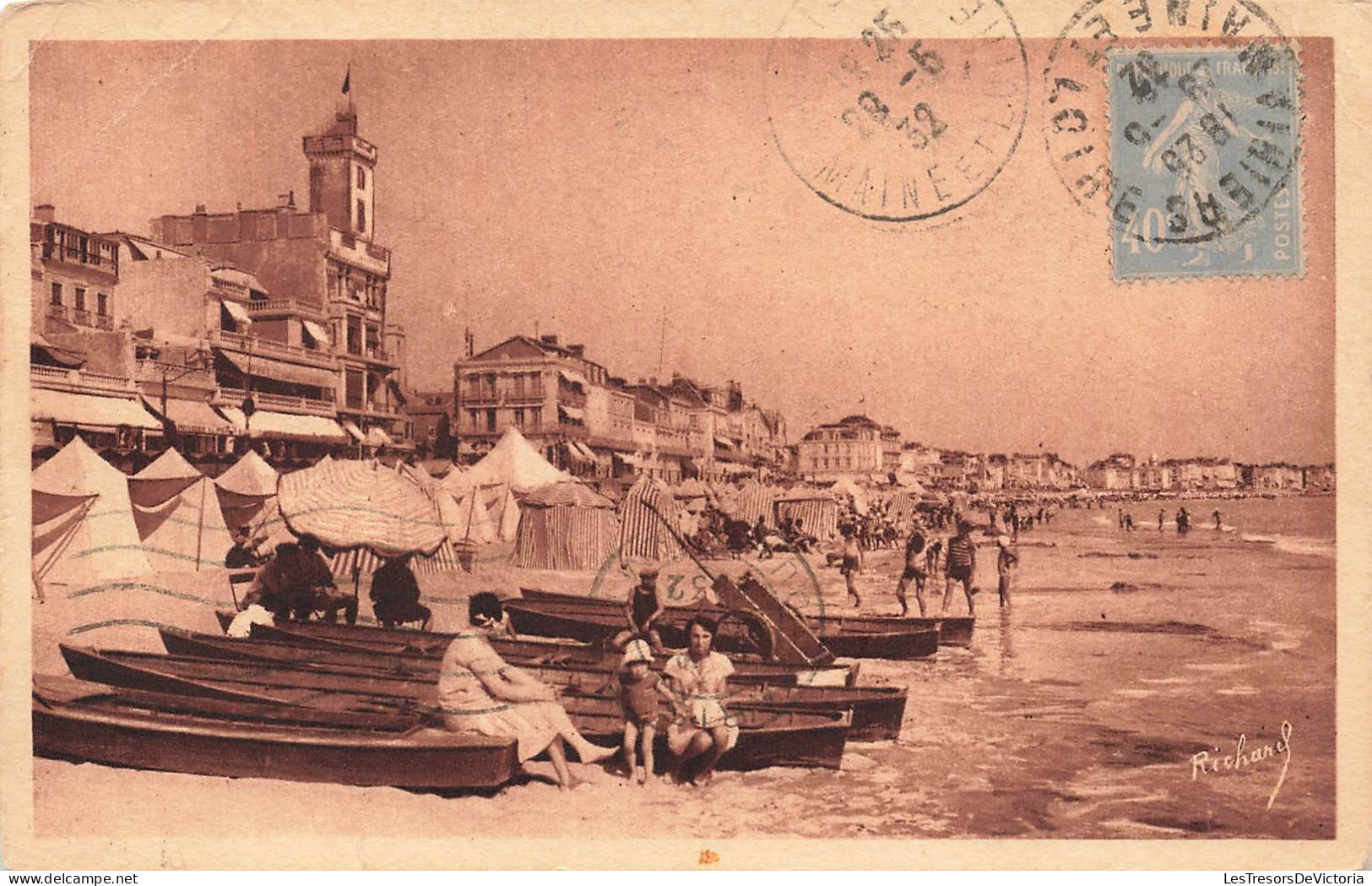 FRANCE - Sables D'Olonne - Pleine Mer - Grand Café Du Pierrot - Carte Postale Ancienne - Sables D'Olonne