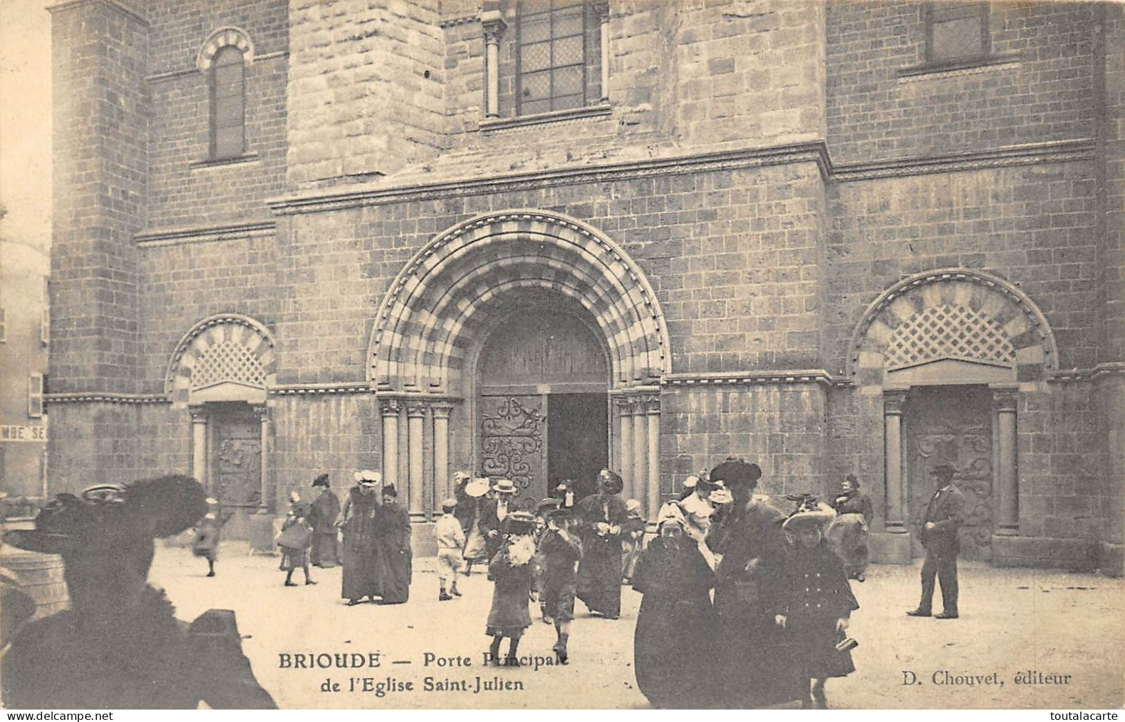 CPA  43 BRIOUDE PORTE PRINCIPALE DE L'EGLISE SAINT JULIEN - Brioude