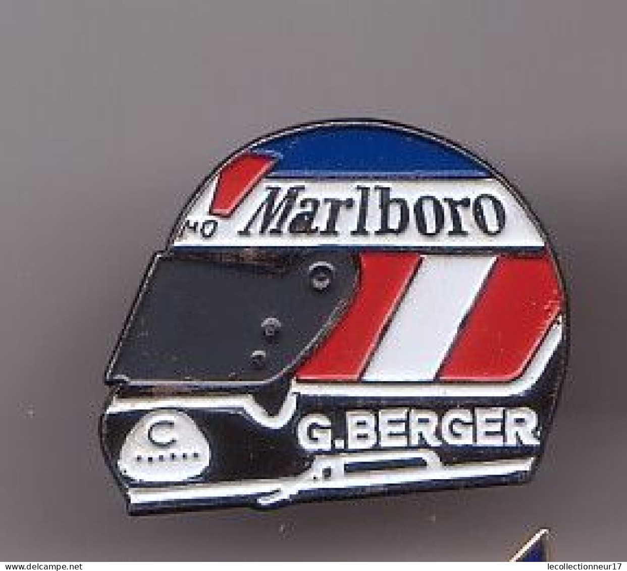 Pin's  Casque De Pilote Malboro G Berger Réf 358 - F1