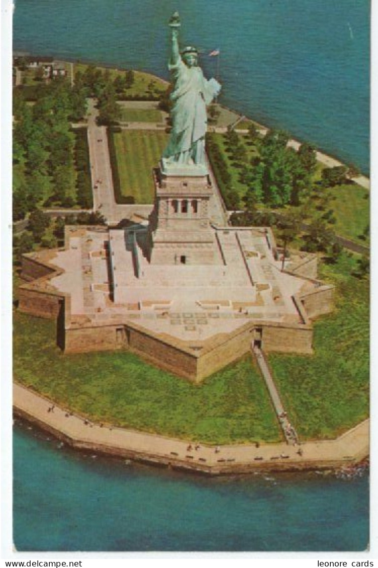 Cpa.Etats-Unis.New York.Statue De La Liberté.1975 - Statue Of Liberty