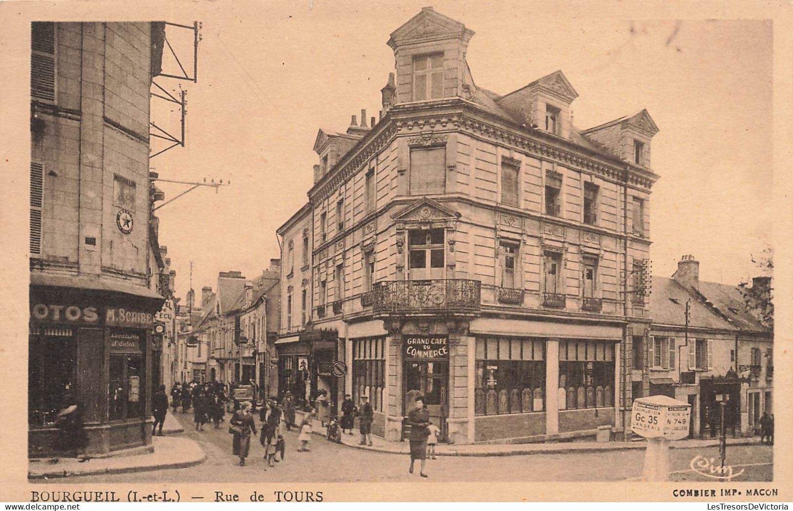 FRANCE - Bourgueil - Rue De Tours - Motos - Grand Café Du Commerce - Animé - Carte Postale Ancienne - Other & Unclassified
