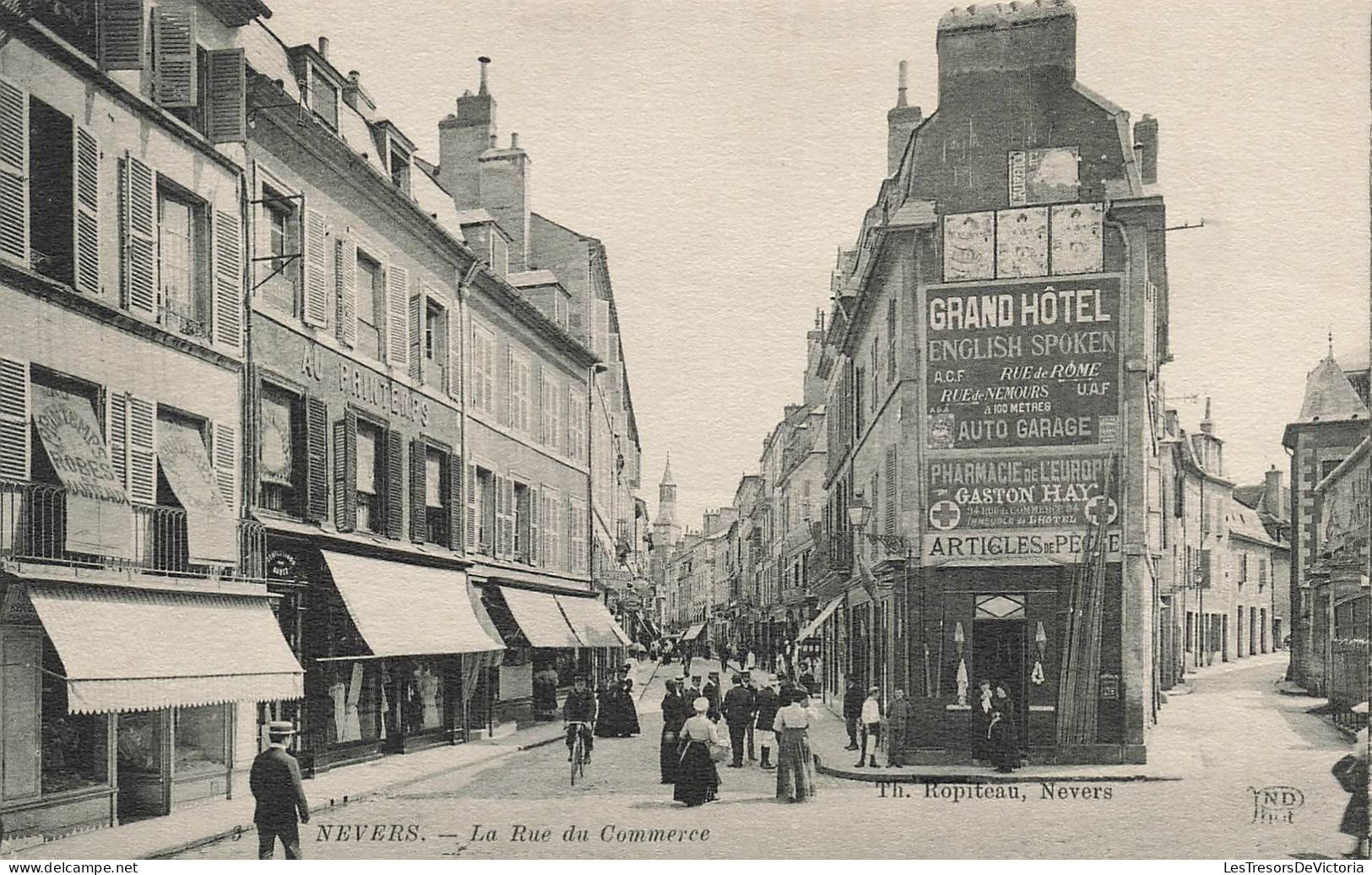 FRANCE -  Nevers - La Rue Du Commerce - Animé - Carte Postale Ancienne - Nevers