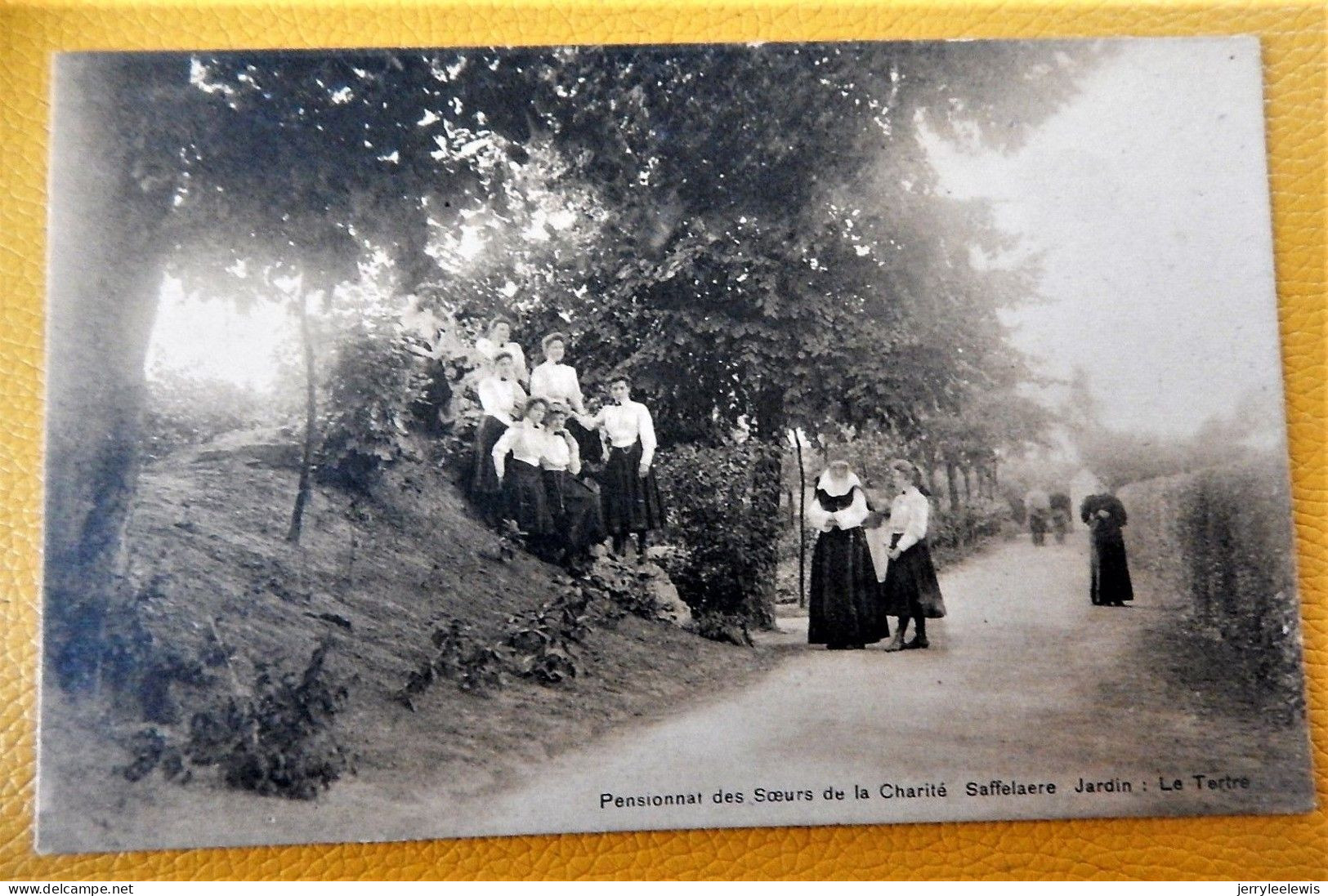 ZAFFELARE -  SAFFELAERE - Pensionnat Des Soeurs De La Charité -   Jardin : Le Tertre - Lochristi