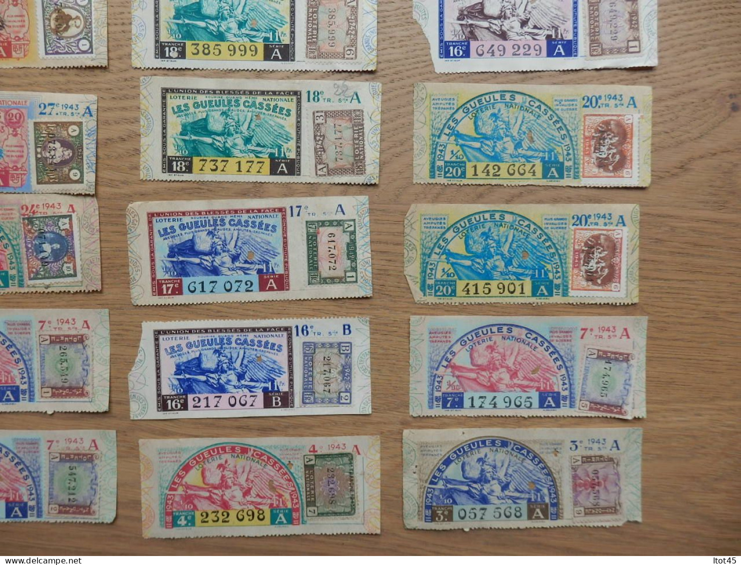 LOT DE 32 BILLETS DE LOTERIE LES GUEULES CASSEES - Billetes De Lotería