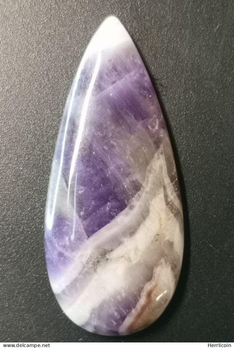 Cabochon Améthyste à Chevrons Ou Dentelle Naturelle Du Brésil  - 22.5 Carats (4.5 Grammes) - 37.5 X 17 X 5 Mm - Amethyst