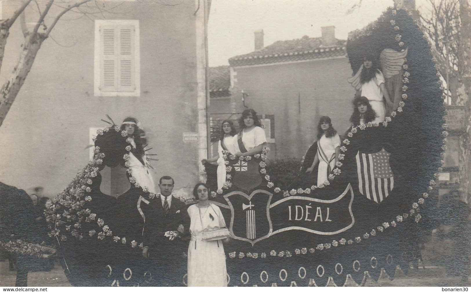 CARTE-PHOTO 84 MONTEUX CAVALCADE CORSO BD  PASTEUR CHAR IDEAL - Monteux