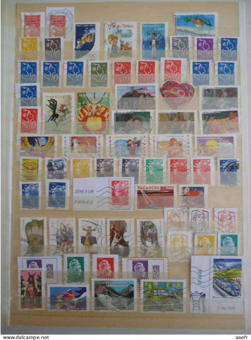 France 1876/2022 - 1231 timbres différents + 18 lettres et documents - 119 MNH - 40 séries complètes