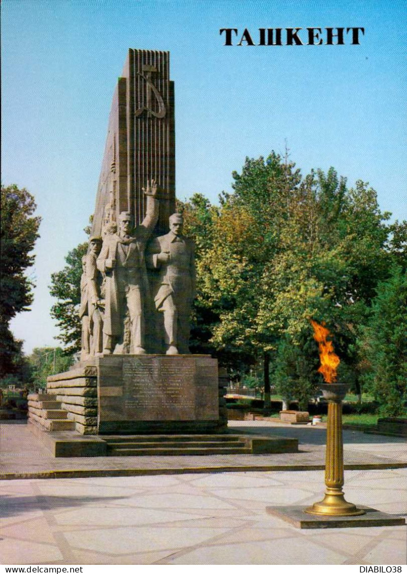 TASHKENT   ( OUZBEKISTAN )   MONUMENT TO 14 TURKESTAN COMMISSARS - Ouzbékistan