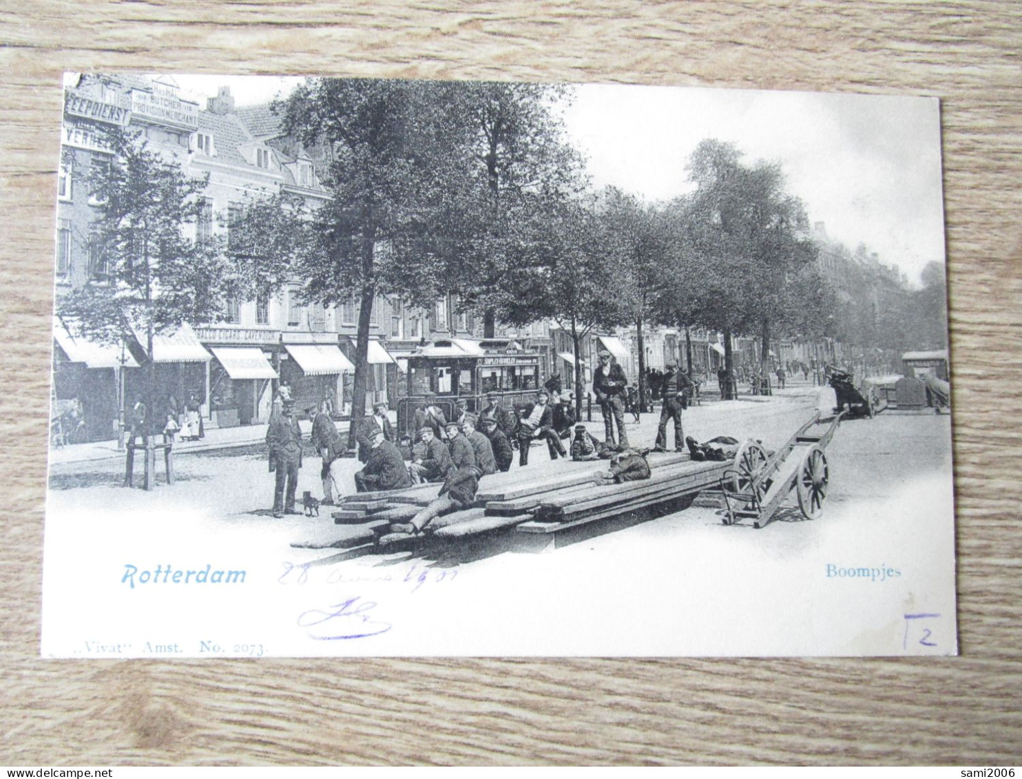 PAYS BAS ROTTERDAM  BOOMPJES TRAMWAY GROUPE HOMMES BOIS PLANCHES - Rotterdam