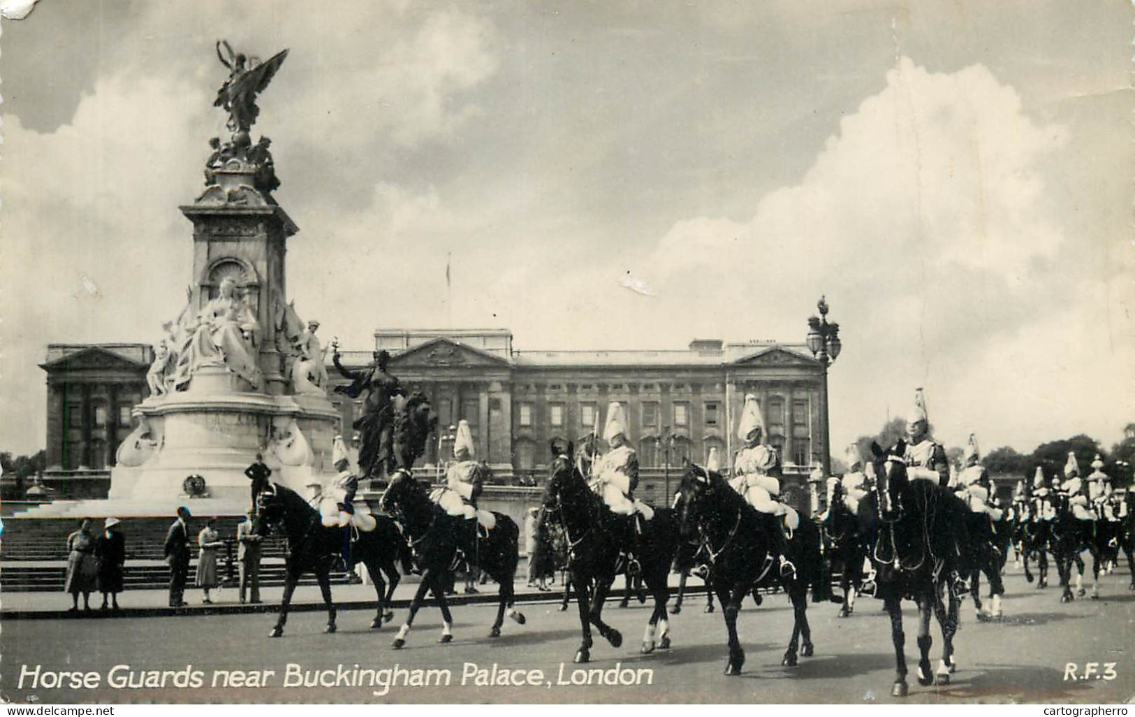 United Kingdom England London Buckingham Palace Horse Guards - Buckingham Palace