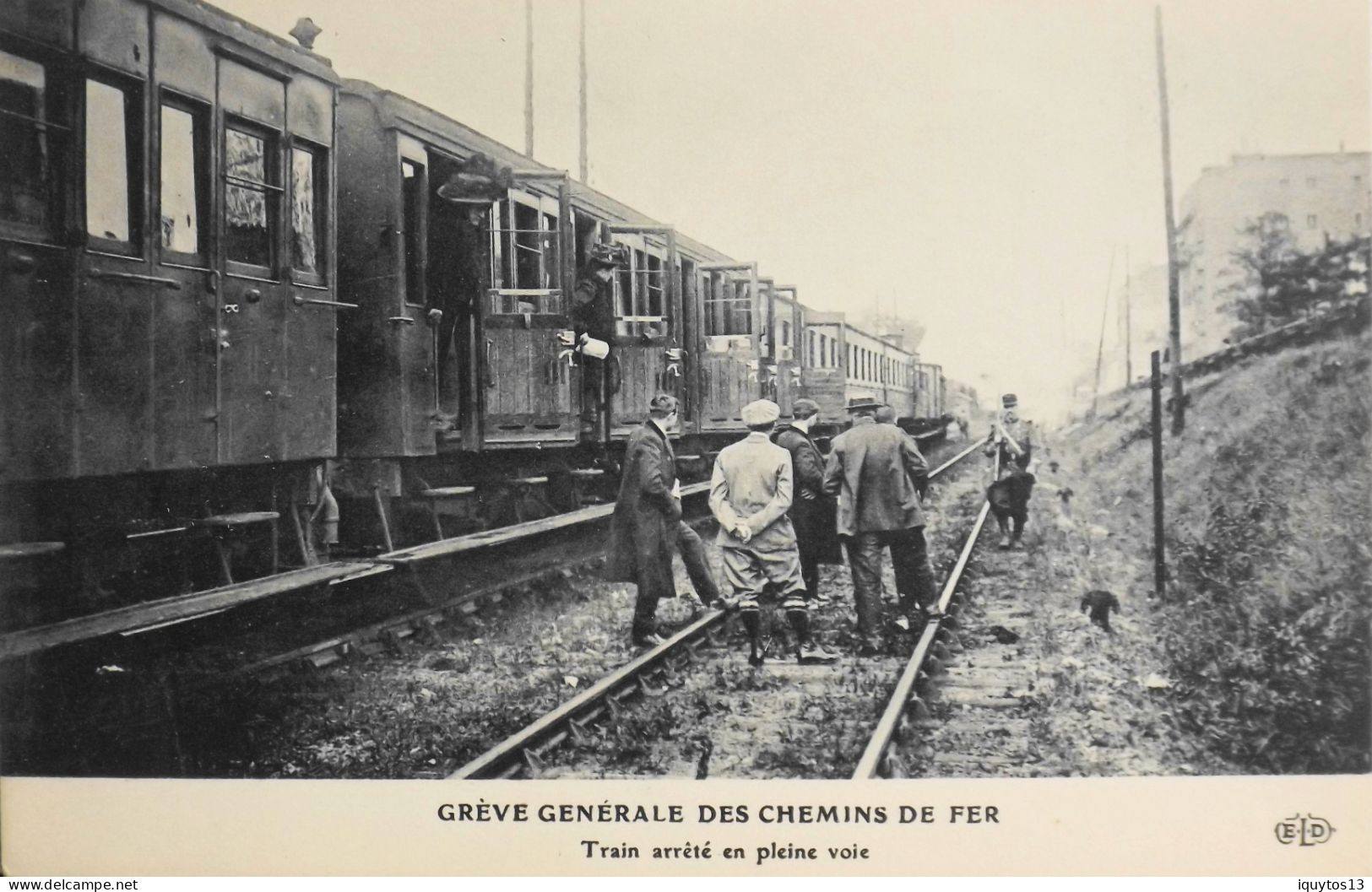 CPA - Evénements > PARIS OCTOBRE 1910 - GREVE GENERALE Des CHEMINS De FER - TBE - Grèves