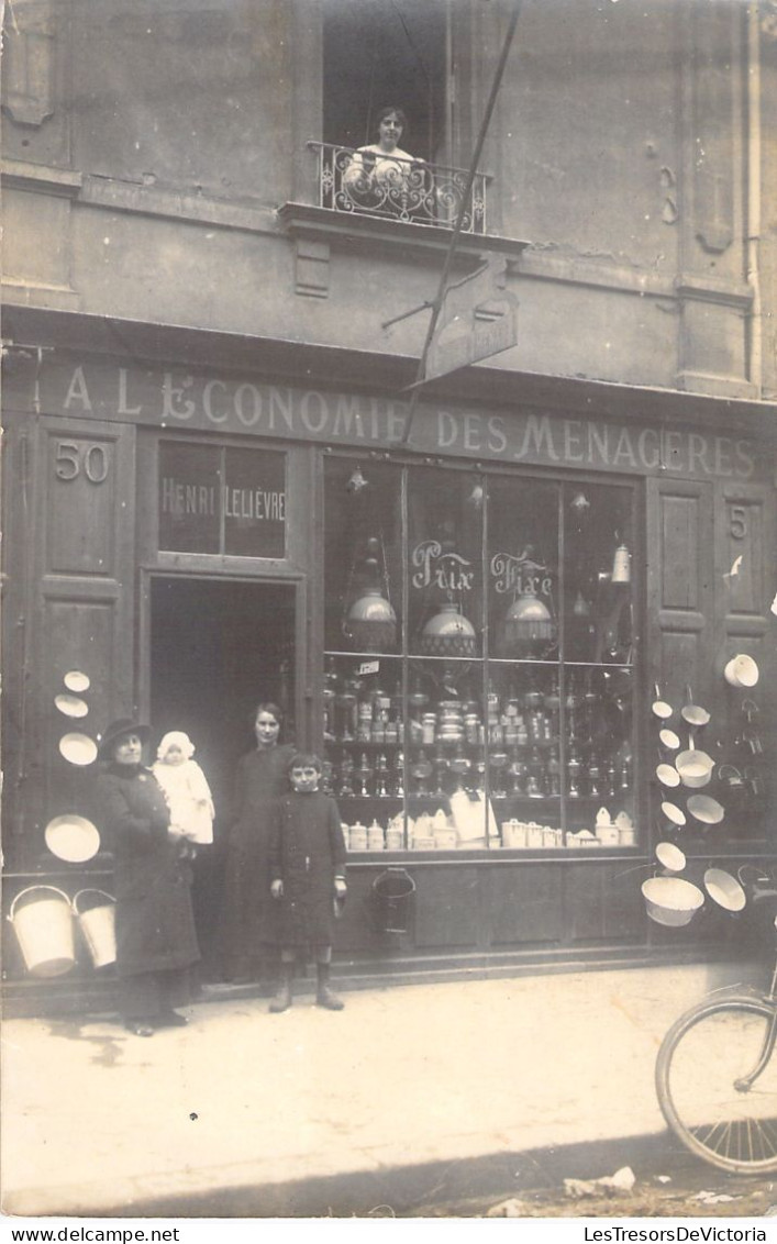 Carte Photo - Photographie Devanture De Magasin à L'economie Des Ménageres - Henri Lelièvre - Carte Postale Ancienne - Photographs