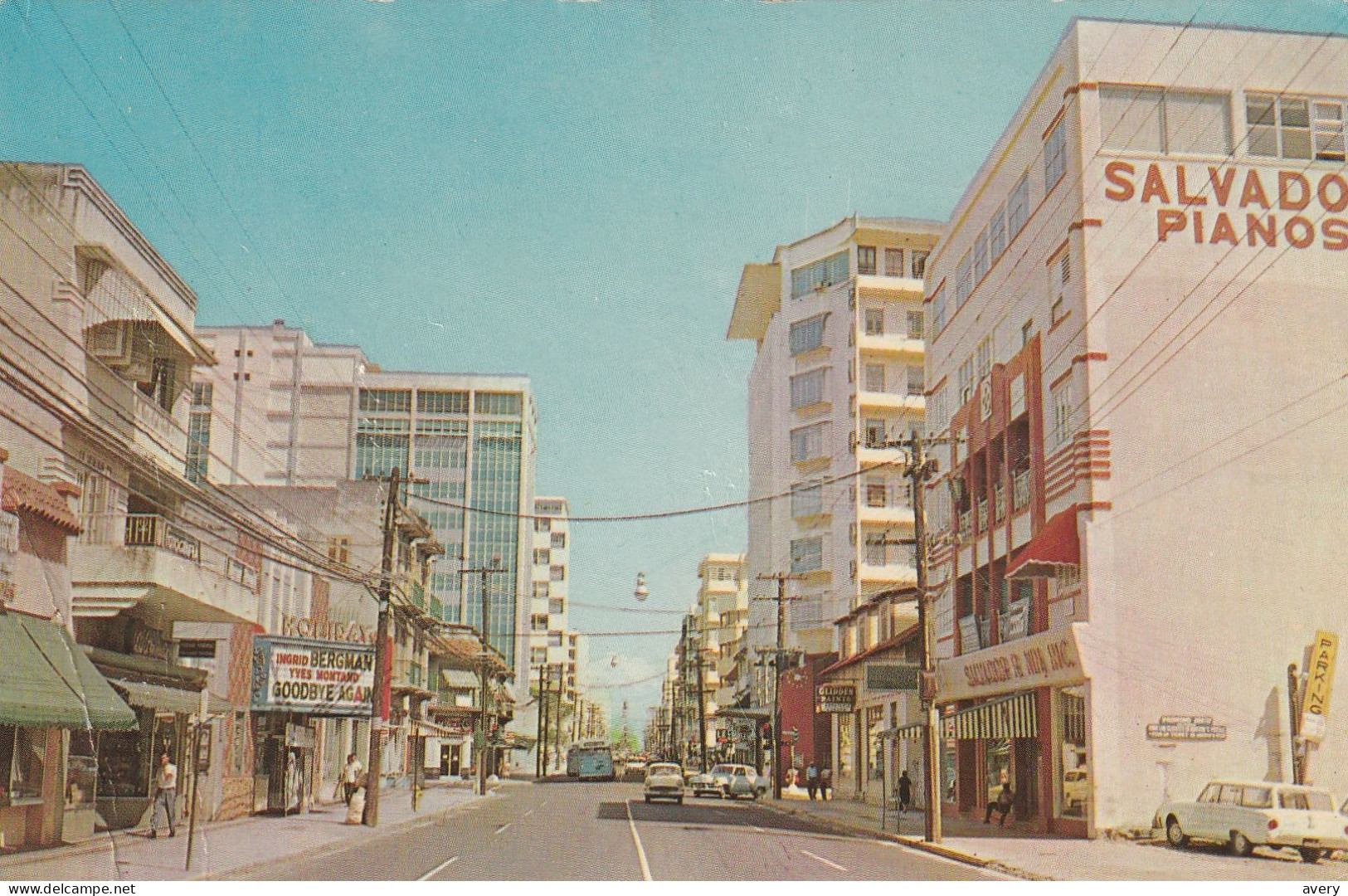 Street Scene At Stop 22nd, Ponce De Leon Avenue, Santurce, Puerto Rico - Puerto Rico