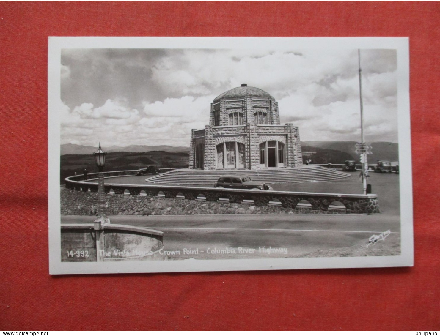 RPPC View Of The Vista House, Crown Point Oregon     Ref 6289 - Houston