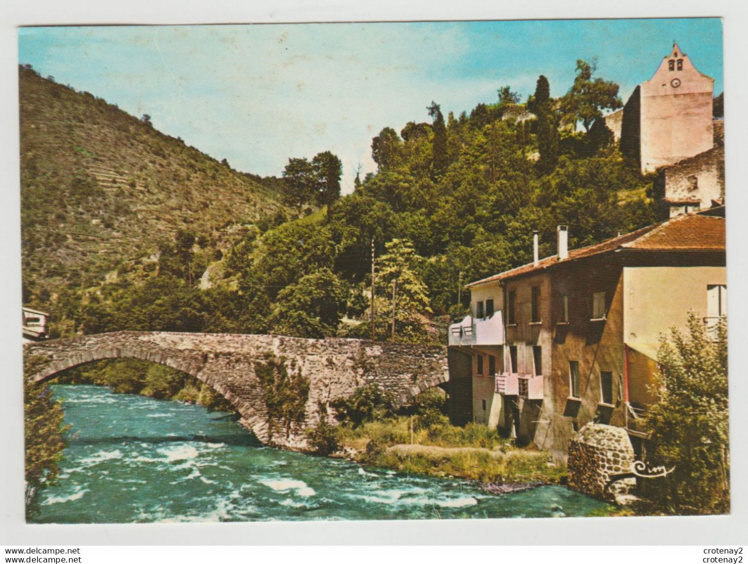 11 AXAT L'Eglise Et Le Vieux Pont Sur L'Aude En 1982 - Axat