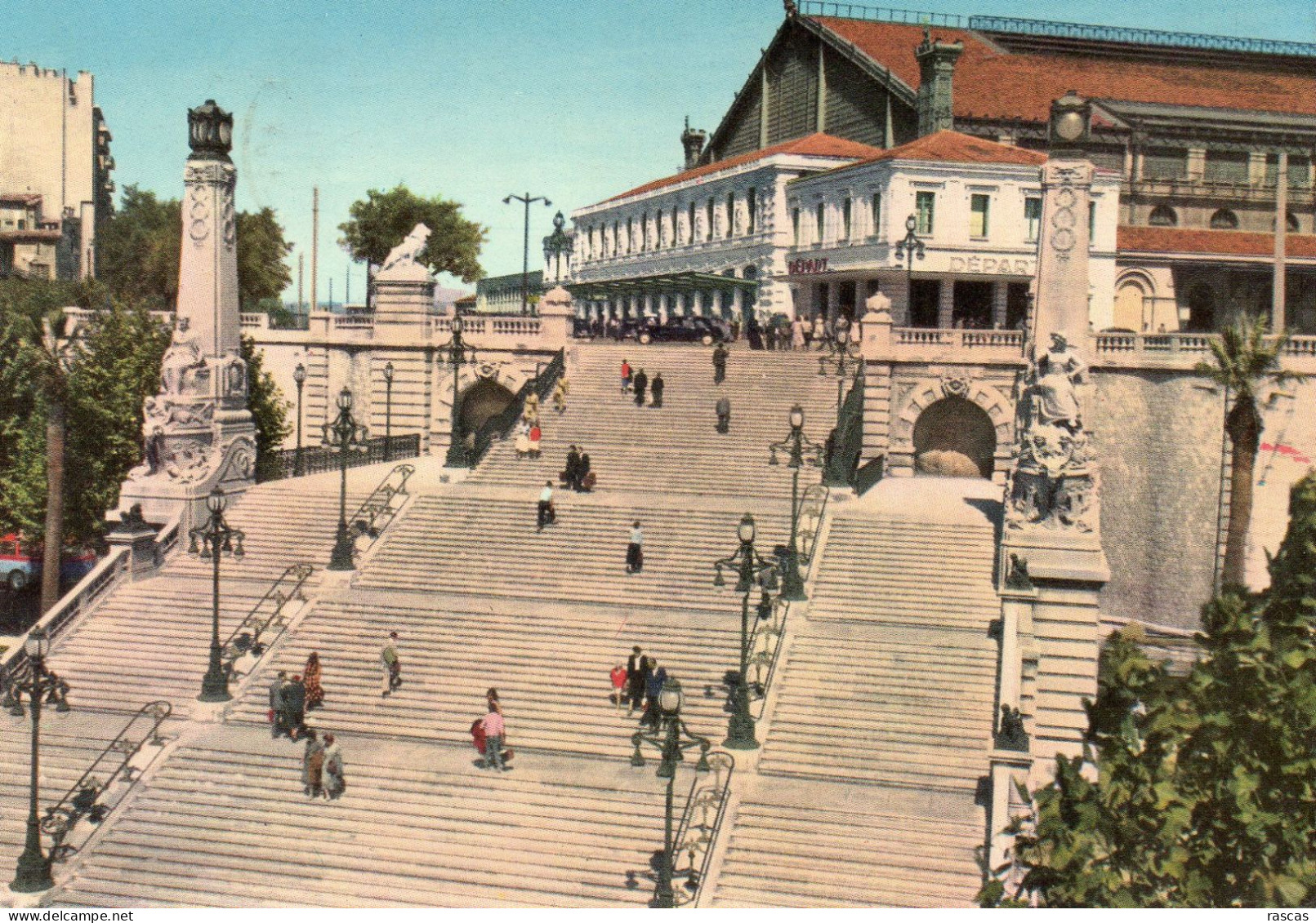 CPM - H3 - BOUCHES DU RHONE - MARSEILLE - ESCALIER MONUMENTAL DE LA GARE SAINT CHARLES - Bahnhof, Belle De Mai, Plombières