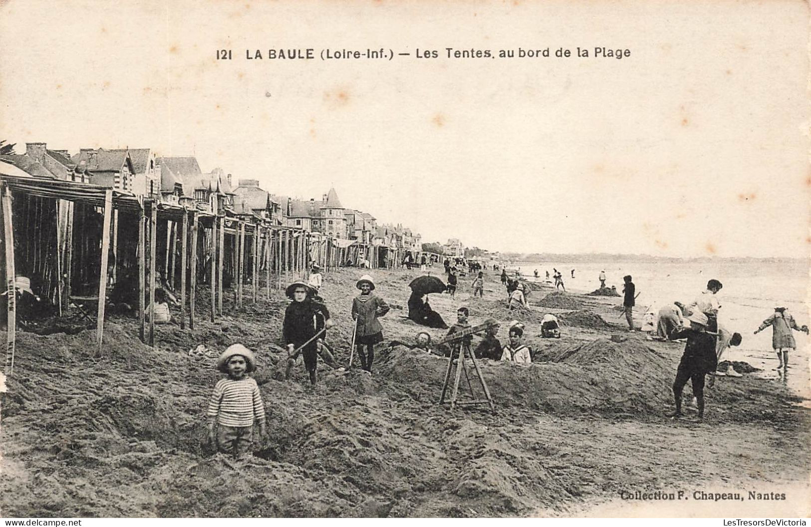 FRANCE - La Baule - Les Tentes Au Bord De La Plage - Des Enfants Creusant Dans Le Sable  - Carte Postale Ancienne - La Baule-Escoublac