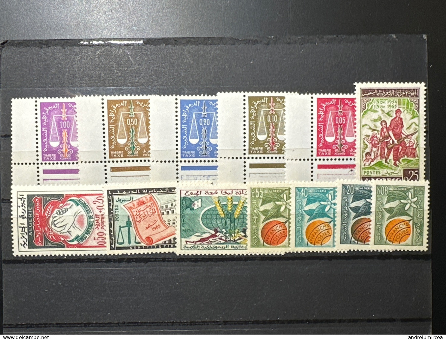 1963. Lot  13 Timbres Algérie. MNH - Other & Unclassified