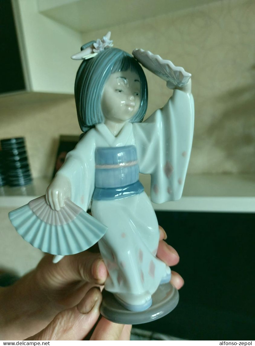 Niña Geisha, De La Marca LLadró - Lladro (ESP)