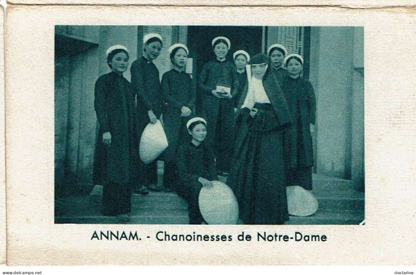 Lot de 2 Calendriers en 3 volets 1939 "Oeuvre Pontificale de la Sainte Enfance"   Annam, Madagascar, Maduré