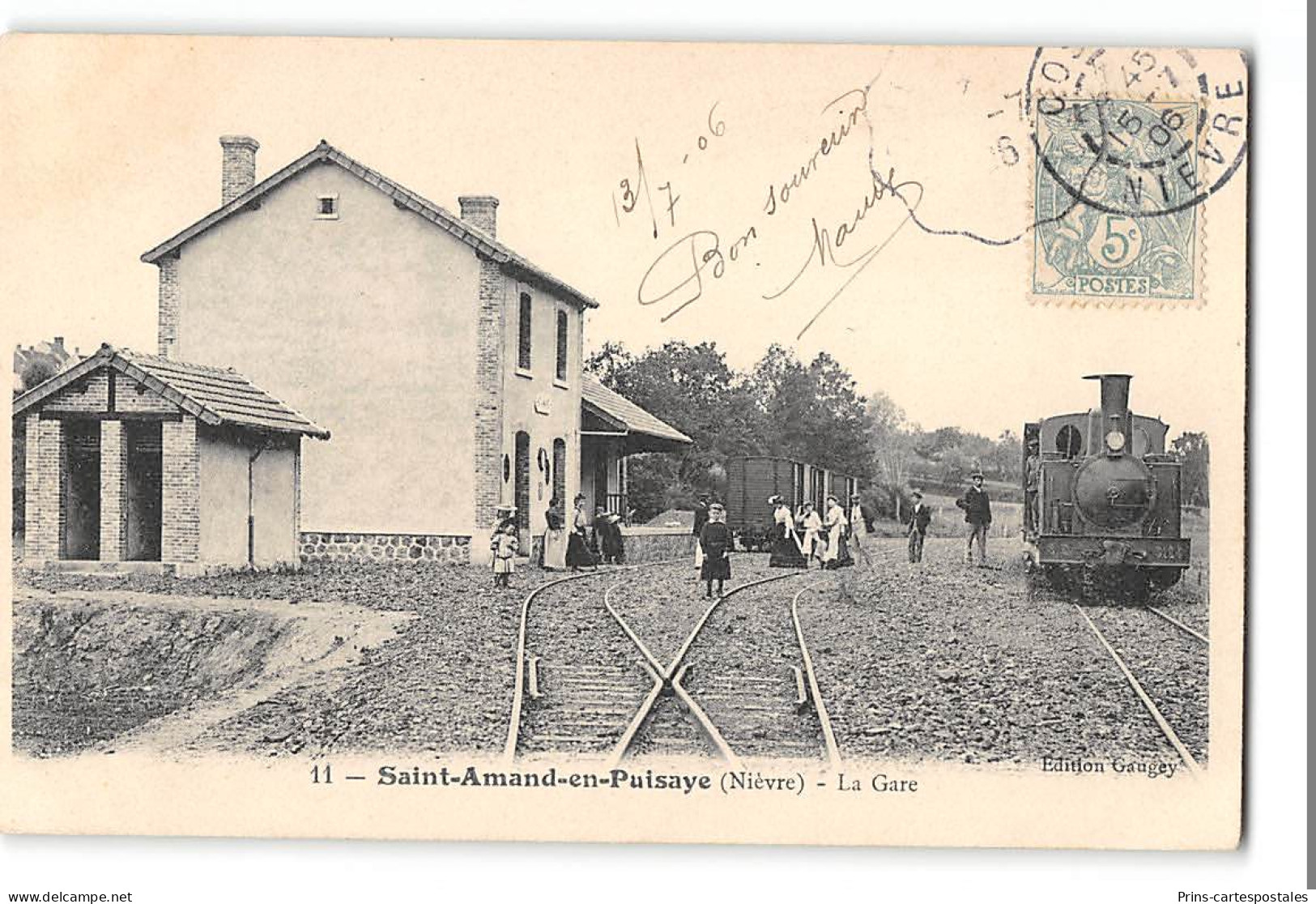 CPA 58 St Saint Amand En Puisaye La Gare Et Le Train Tramway - Saint-Amand-en-Puisaye