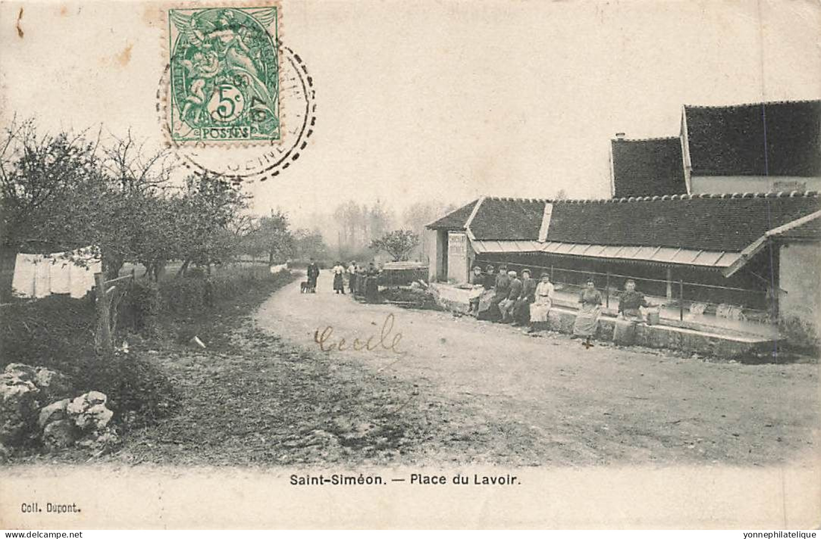 77 - SEINE ET MARNE - SAINT-SIMÉON - Place Du Lavoir - Lavandières - 10921 - Saint Pierre Les Nemours
