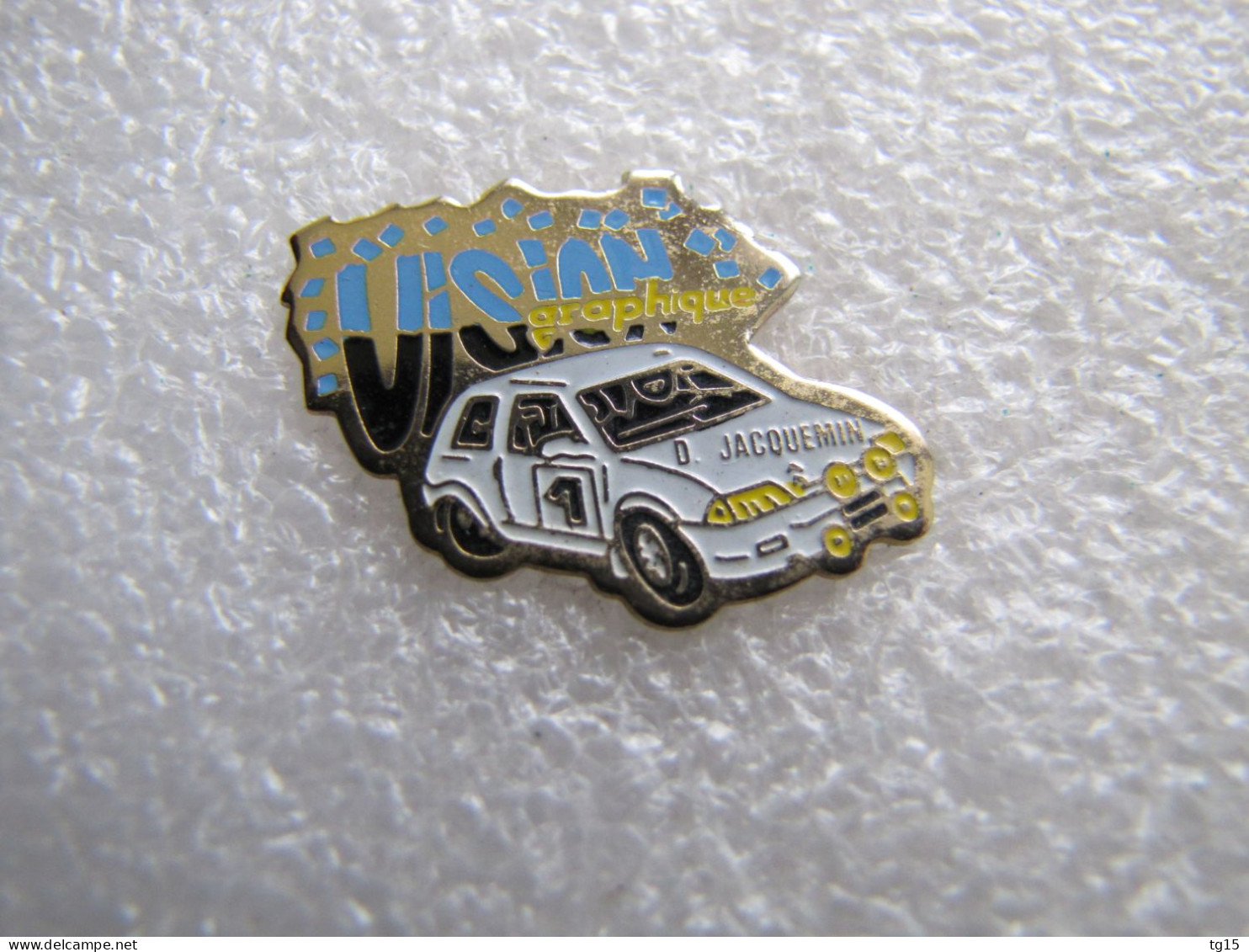 PIN'S    CITROËN  AX  RALLYE DOROTHÉE JACQUEMIN  VISION  GRAPHIQUE - Citroën