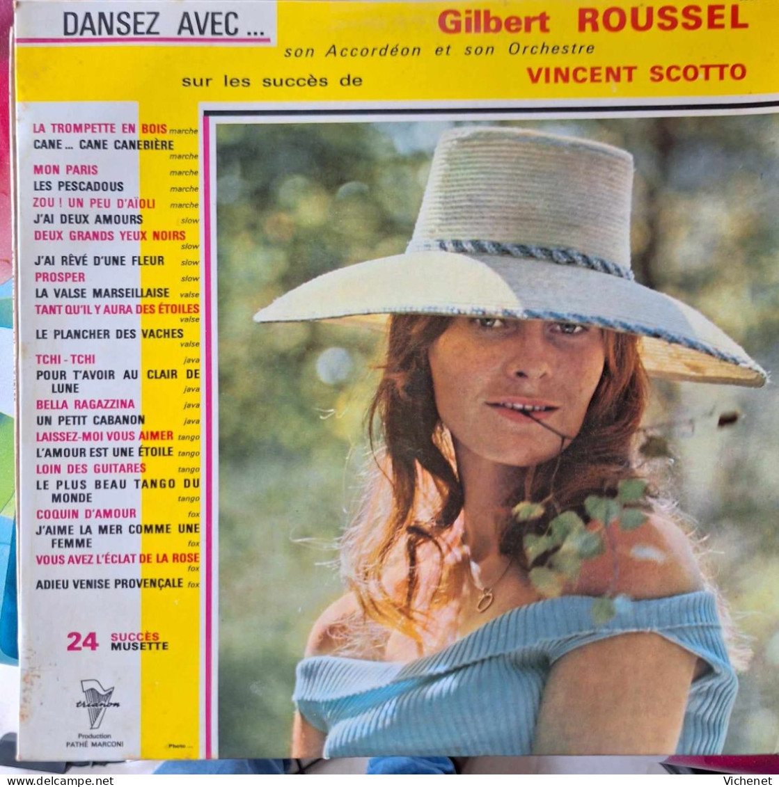 Gilbert Roussel Son Accordéon Et Son Orchestre - Dansez Avec Gilbert Roussel Sur Les Succès De Vincent Scotto - 25 Cm - Formati Speciali