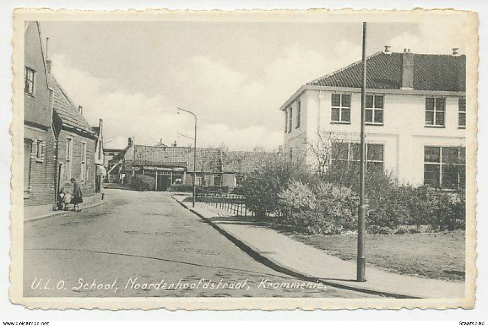 03- Prentbriefkaart Krommenie 1956 - School Noorderhoofdstraat - Krommenie