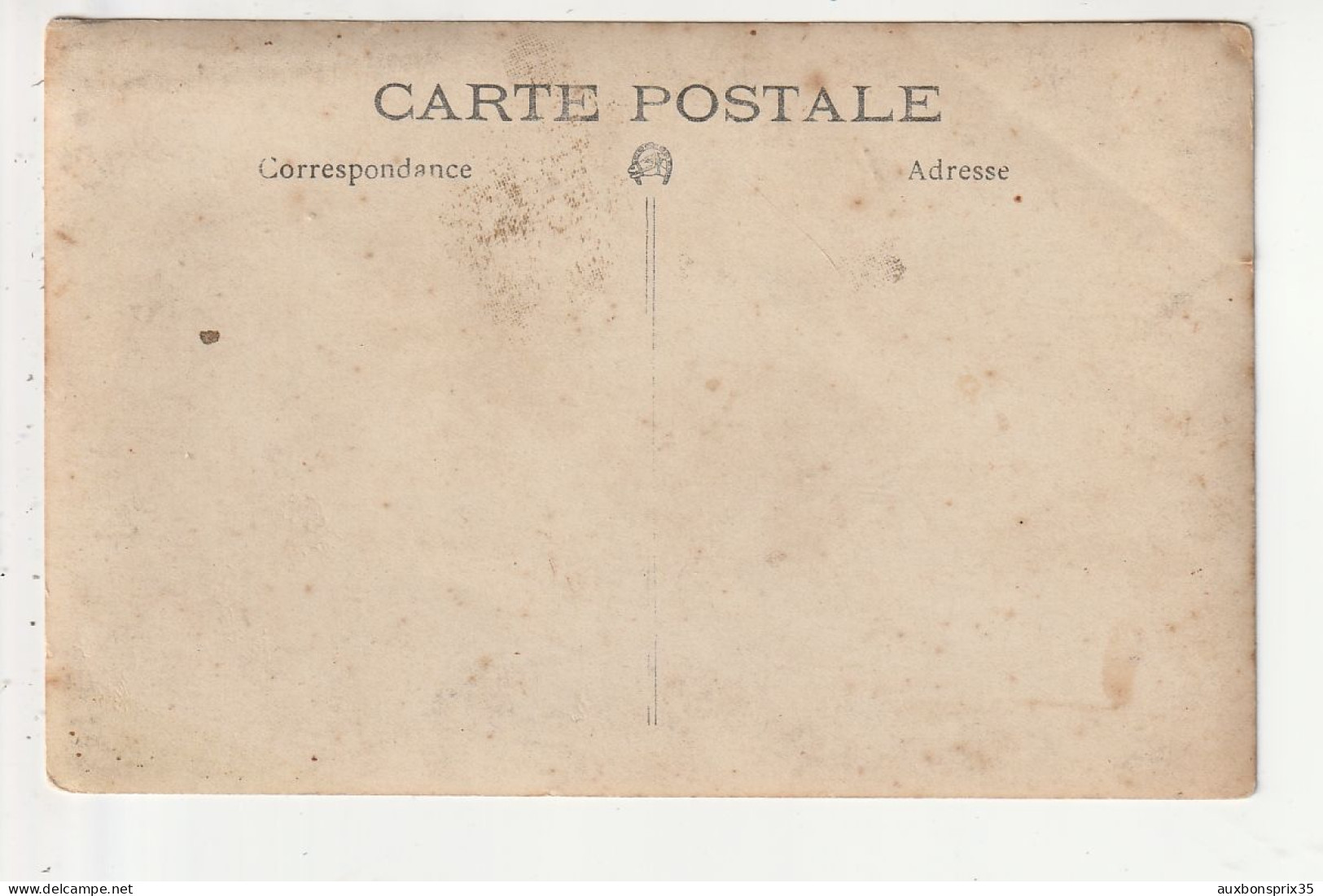 CARTE PHOTO - MAGASIN LES GRAND ECONOMAIS PARISIENS - A Identifier