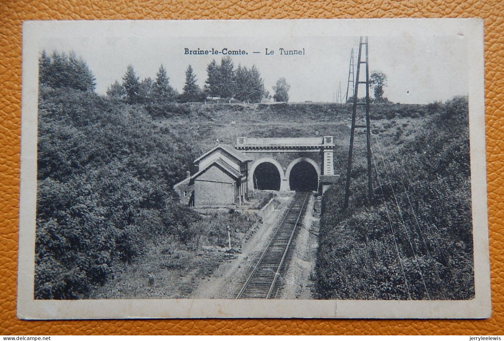 BRAINE-le-COMTE  -  Le Tunnel - Braine-le-Comte