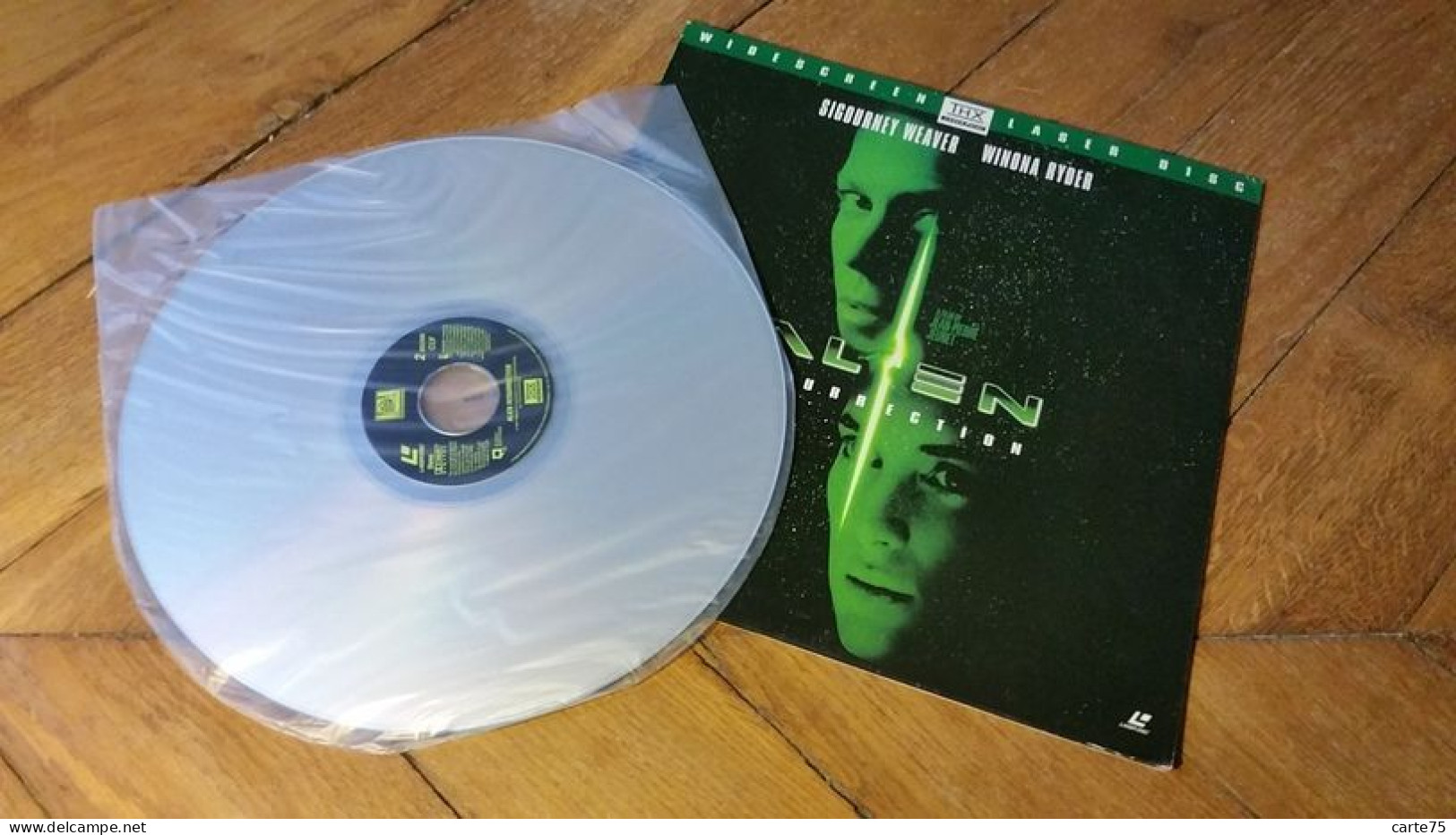 Alien Resurrection (1997) 0032585 , LaserDisc , English - Other Formats