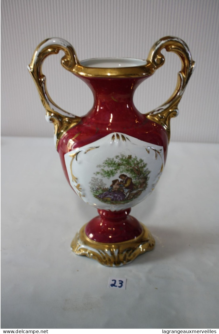 C23 Miniature - Vase En Porcelaine - Romantisme Français - Otros & Sin Clasificación