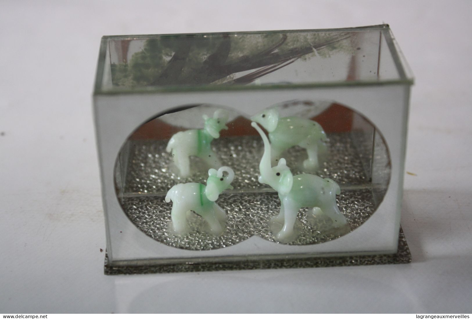 C23 Vintage - Miniature Animalière - éléphant - Objet De Vitrine - Animals