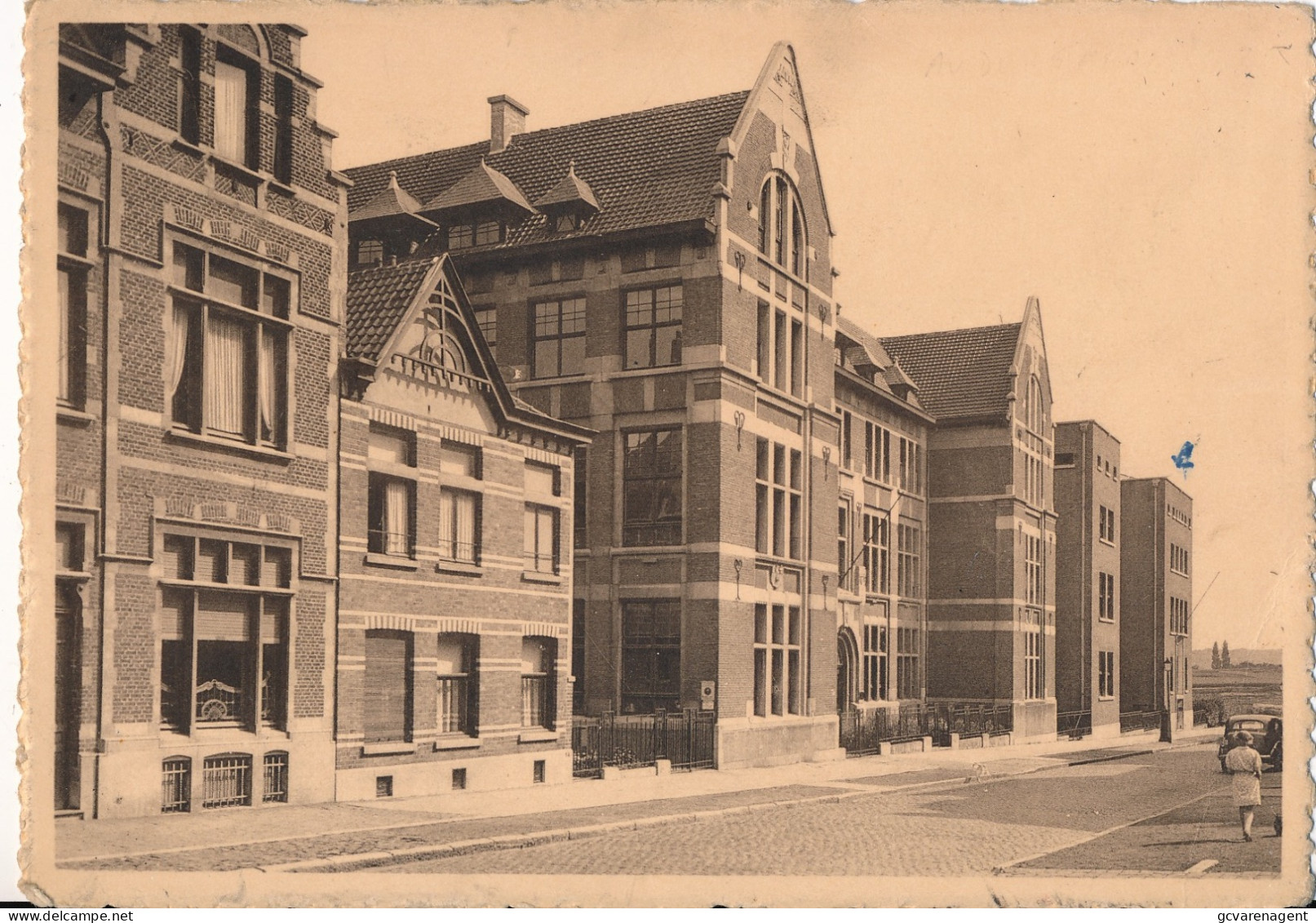 AUDERGHEM    INSTITUT N.D. DU BON CONSEIL  FACADE PRINCIPALE            2 SCANS - Oudergem - Auderghem