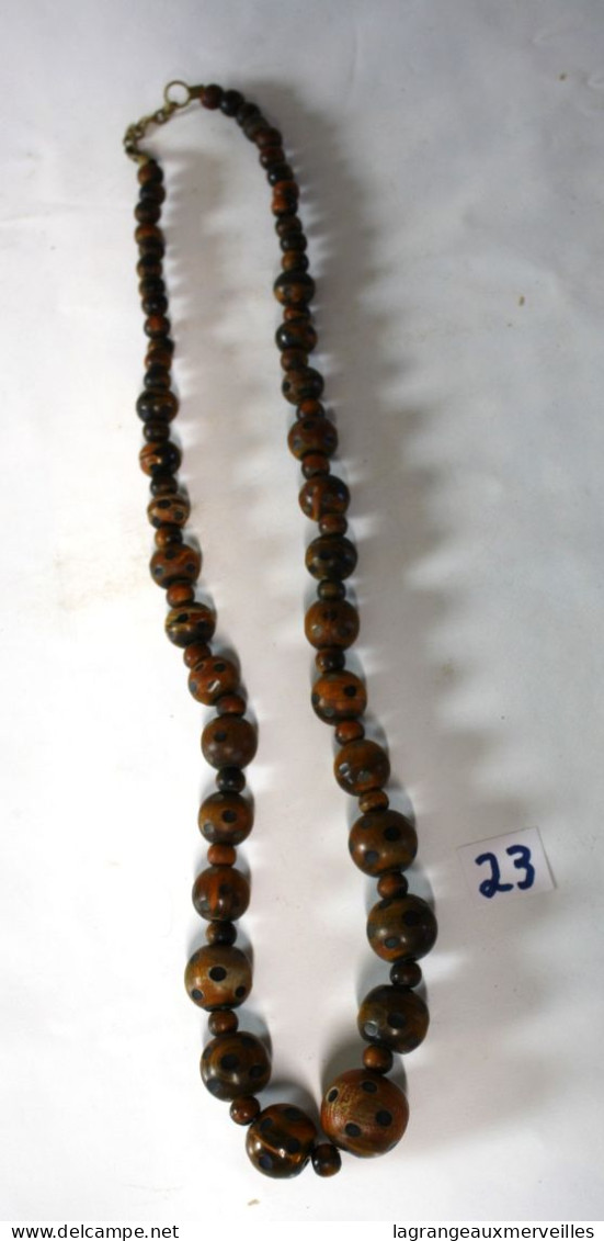 C23 Bijou Ancien - Beau Collier De Perles Brunes - Kettingen