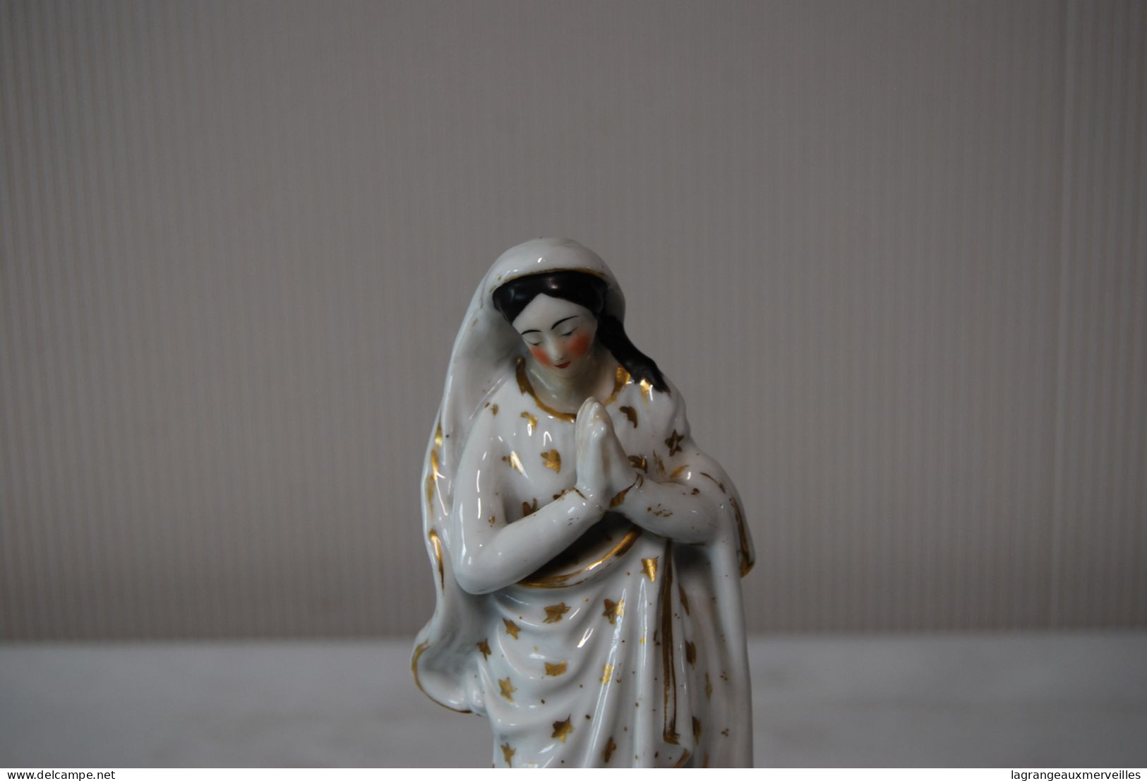 C298 Ancienne Vierge Priant - Chérubin - Porcelaine XIX - Polychromie Paris - Arte Religioso