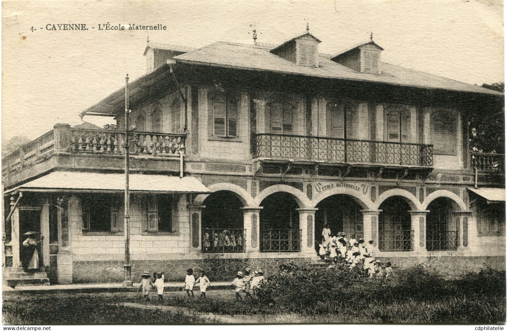 GUYANE CARTE POSTALE -CAYENNE -L'ECOLE MATERNELLE DEPART CAYENNE 13 MARS 27 GUYANE FRANCAISE POUR LA FRANCE - Brieven En Documenten