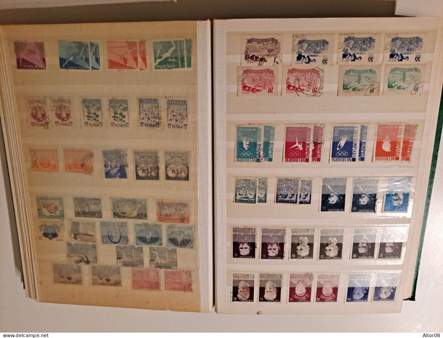 TRES BELLE COLLECTION TIMBRES  ROUMANIE NEUFS ET OBLITERES ANNEES  1930/80..COTE ENORME