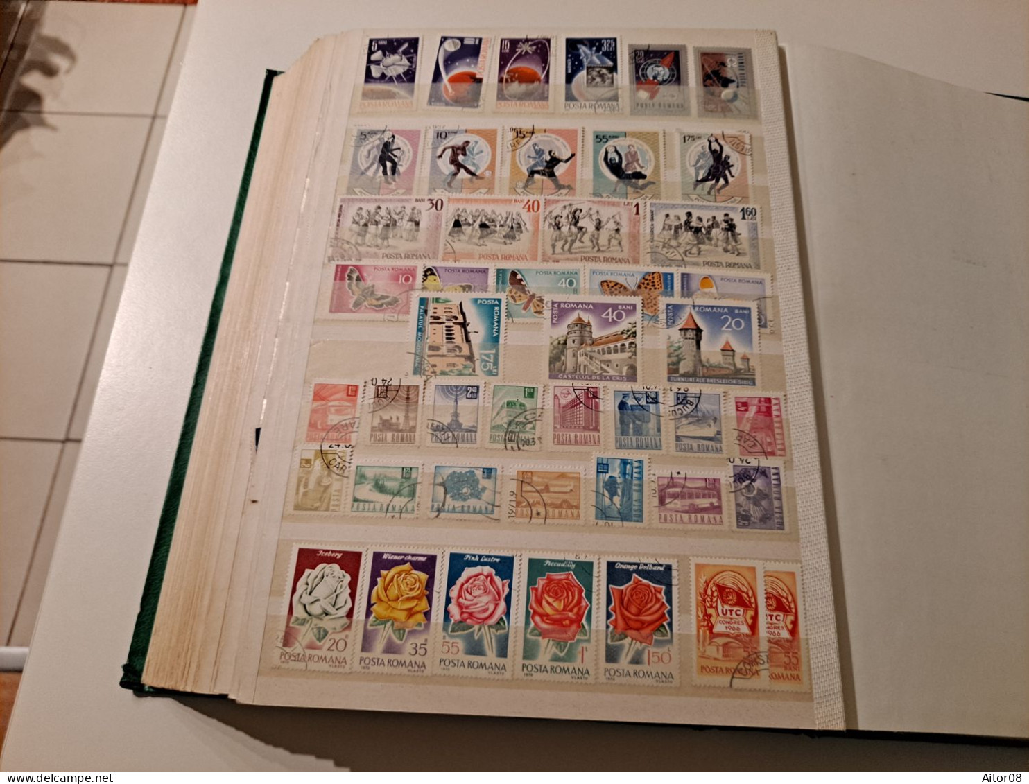 TRES BELLE COLLECTION TIMBRES  ROUMANIE NEUFS ET OBLITERES ANNEES  1930/80..COTE ENORME