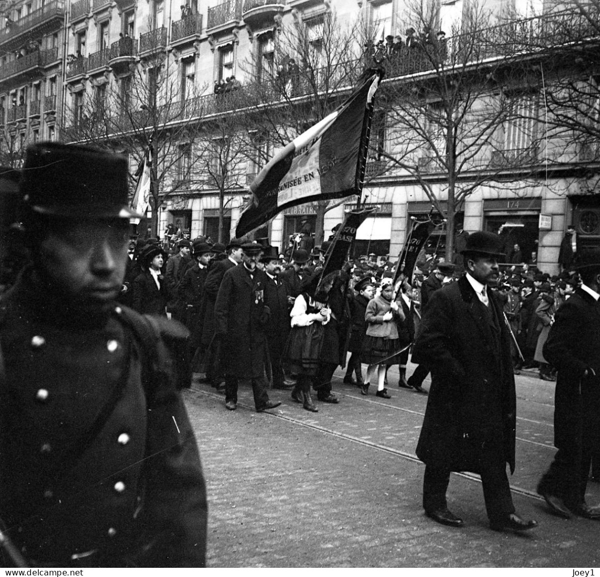 5 Plaques De Verres Des Obsèques Du Général Brun à Paris En 1911,ancien Ministre De La Guerre - Glass Slides