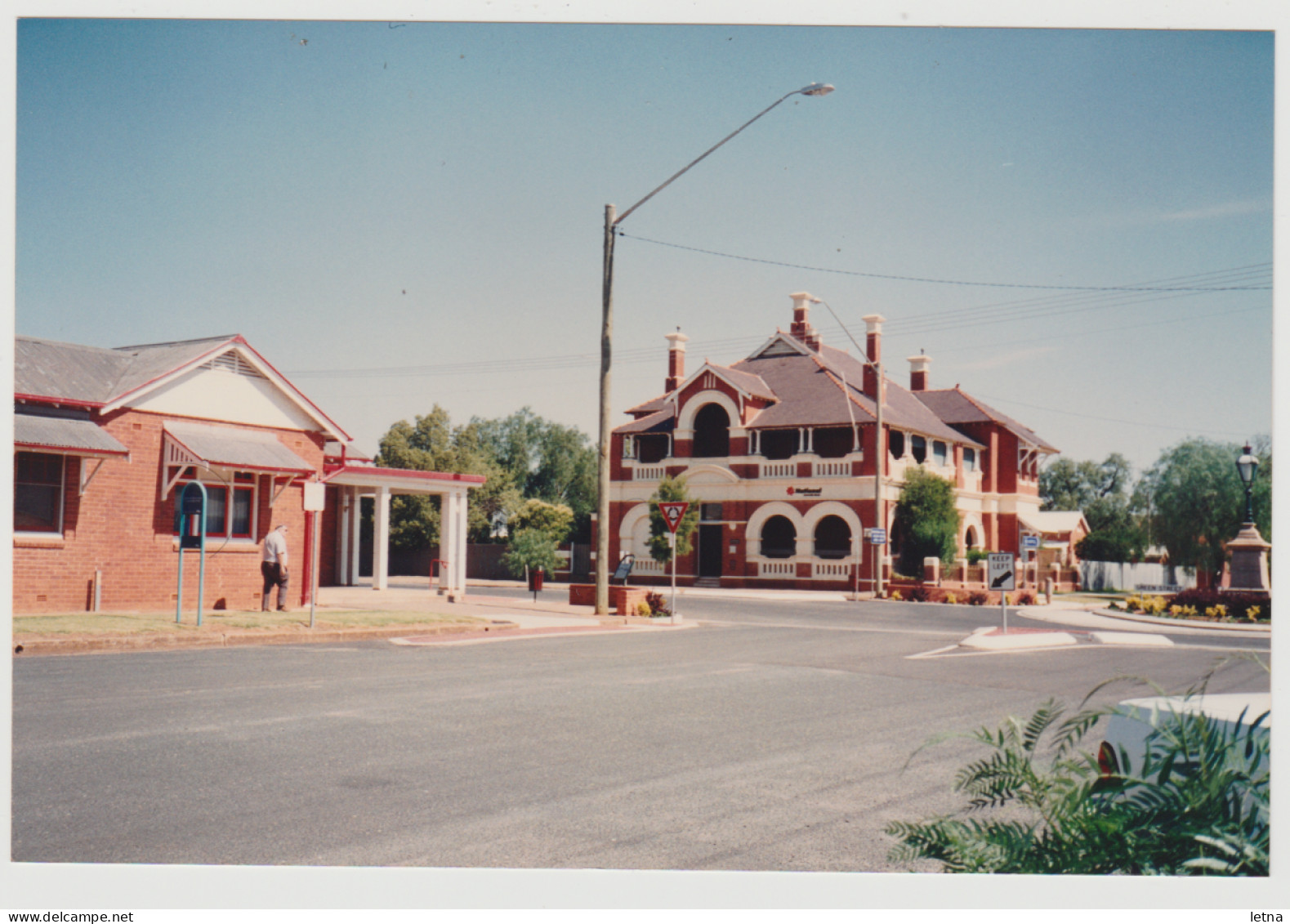 Australia NEW SOUTH WALES NSW Photo Of LOCKHART POST OFFICE Postcard Size C1980s-90s - Autres & Non Classés