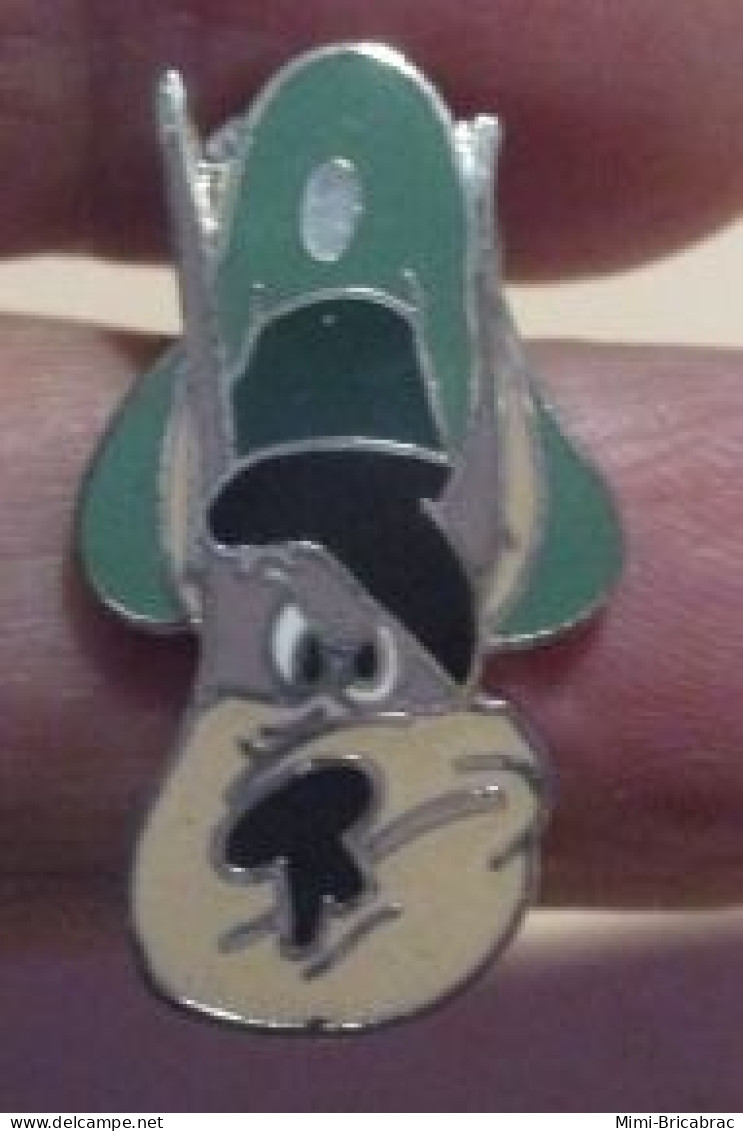 SP D&M Pin's Pins / Beau Et Rare / CINEMA / TEX AVERY LOUP TETE DE HITLER MOUSTACHE Pin's DEMONS & MERVEILLES ETAT NEUF - Films