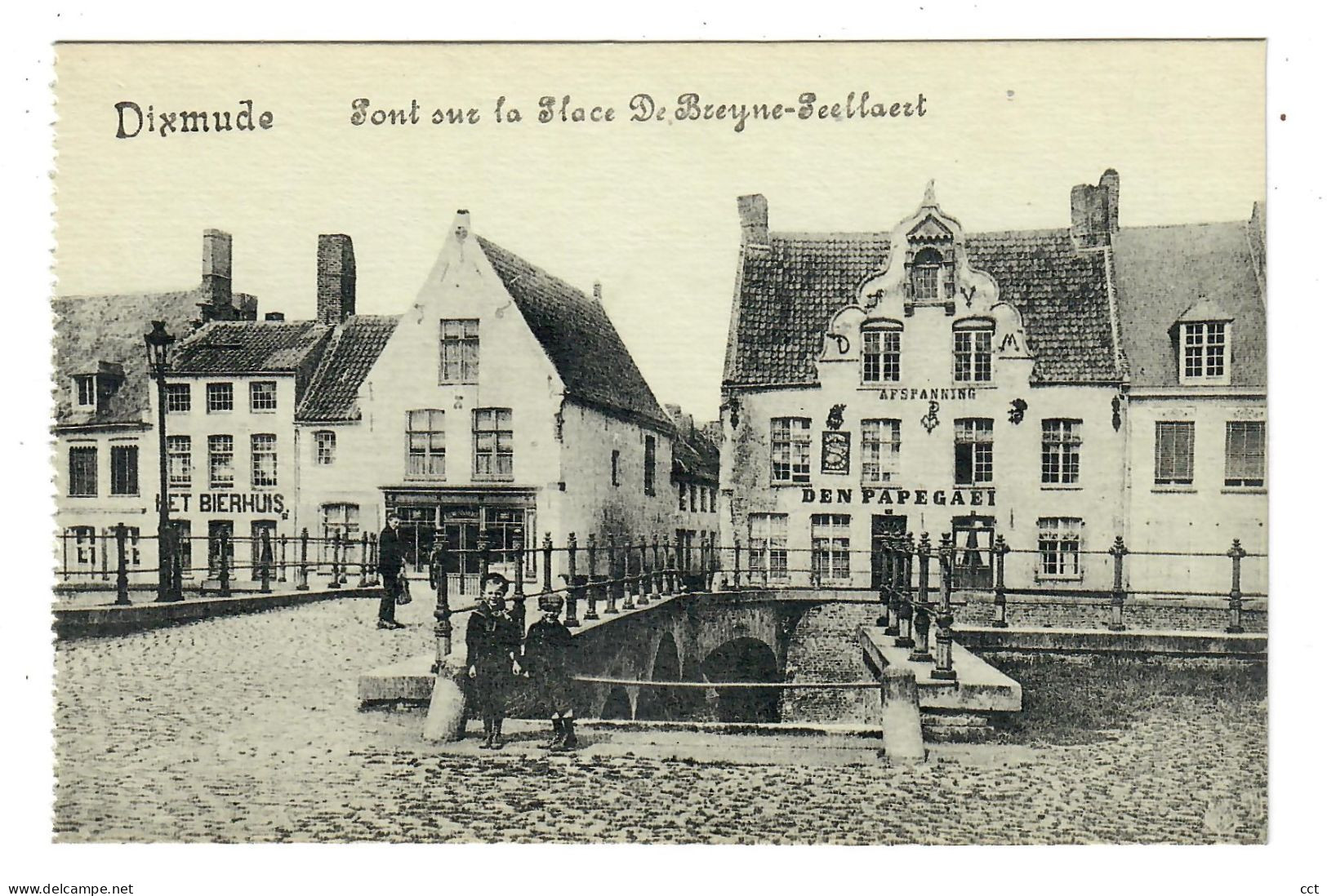 Diksmuide   Pont Sur La Place De Breyne-Peellaert - Diksmuide