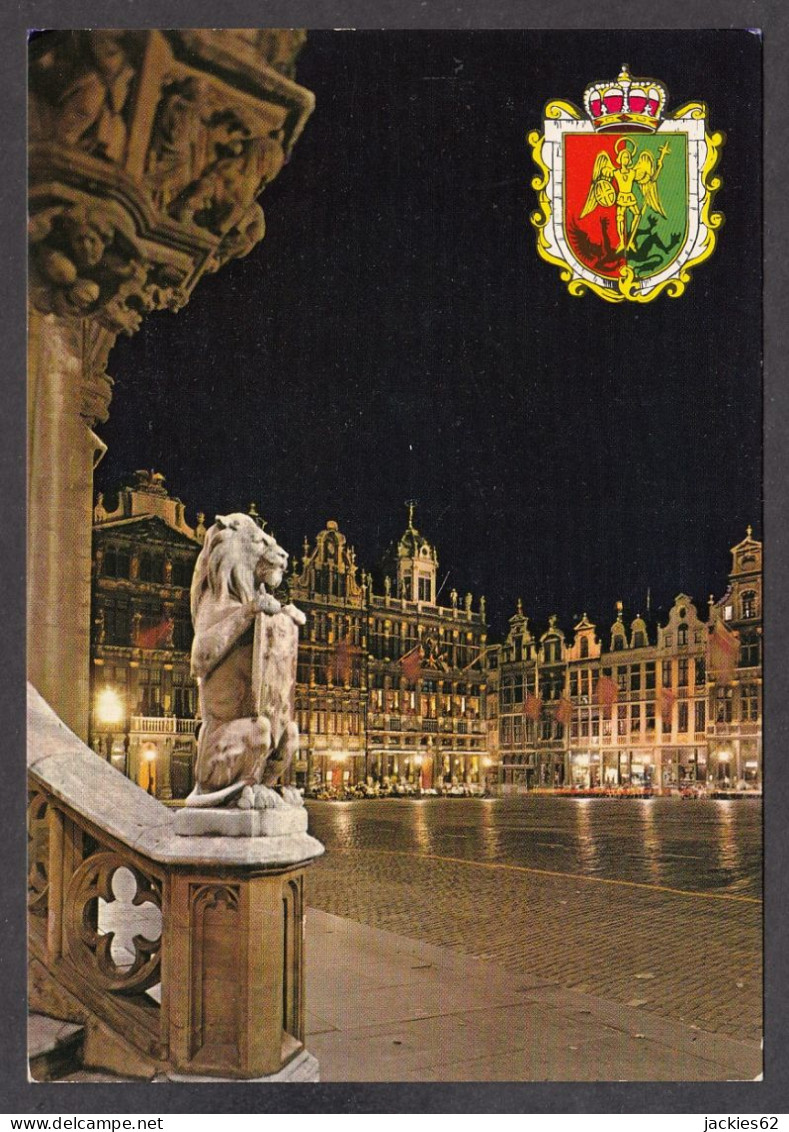 104091/ BRUXELLES, Un Coin De La Grand'Place - Brussel Bij Nacht