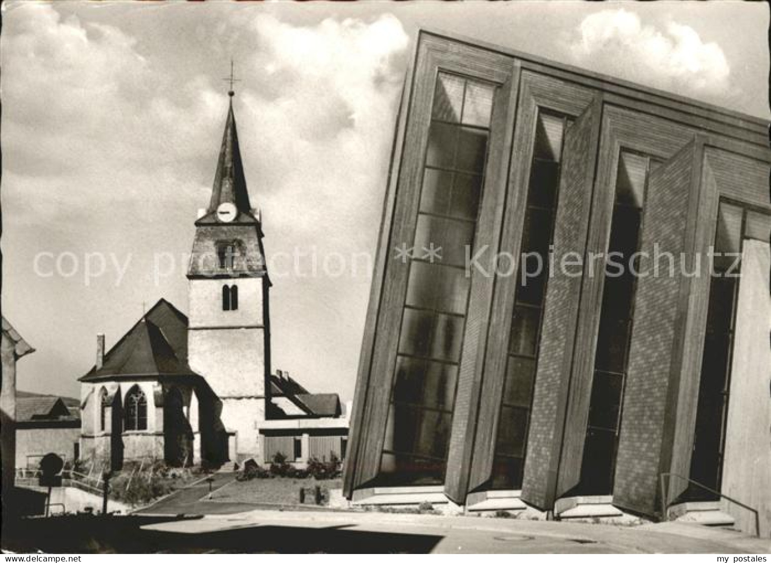 41610186 Nonnweiler-Primstal Kirche Schiefes Gebaeude Nonnweiler - Nonnweiler