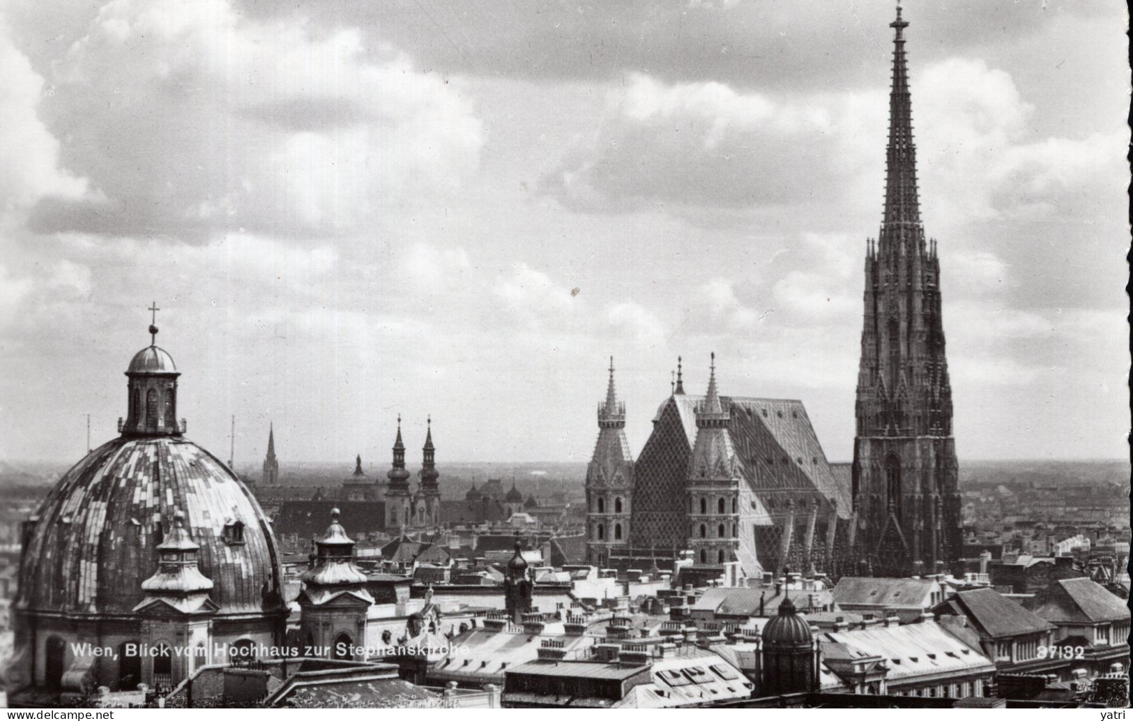 Vienna - Sguardo Su S. Stefano - Churches